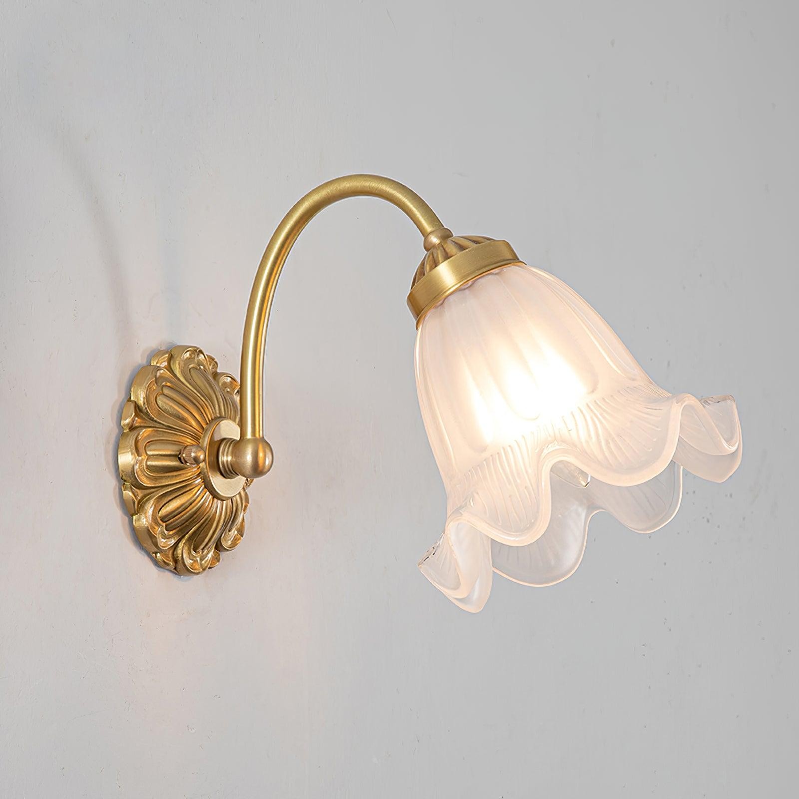 Nordic Modern Retro Elegant Flower Brass Glass Wall Lamp M386