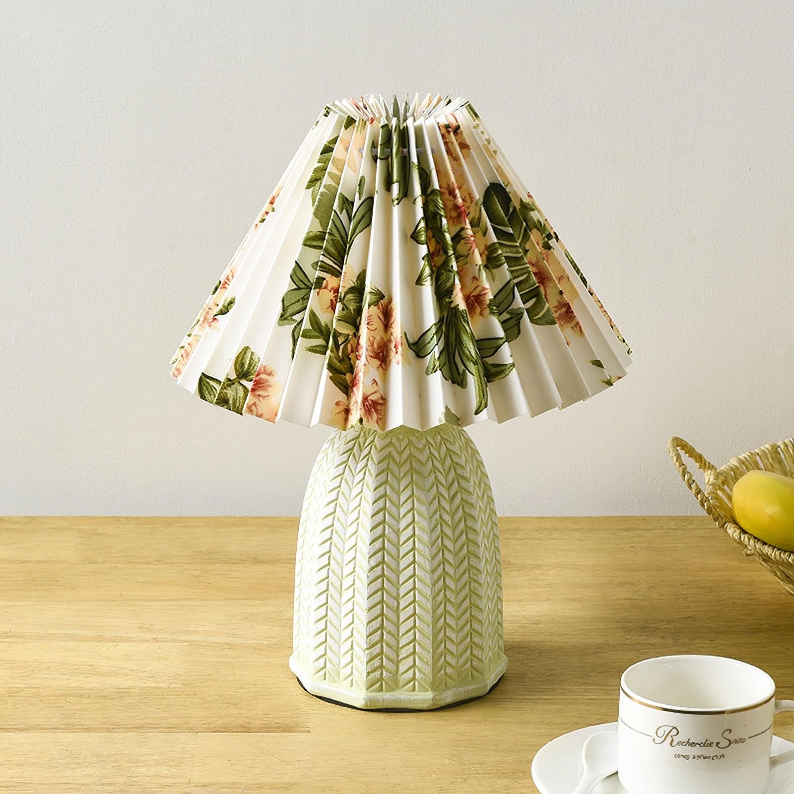 Vintage Pleated Table Lamp M206