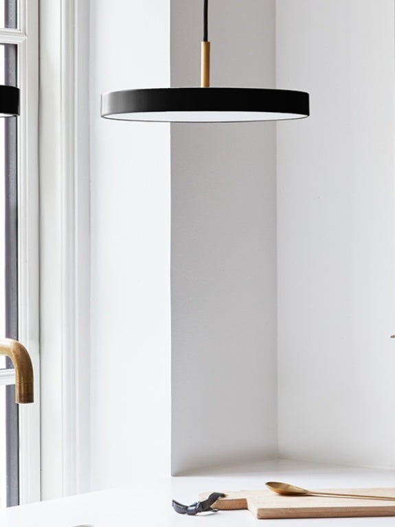 Modern Disc Pendant Light — Nordic Minimalist Fixture for Dining & Kitchen G102
