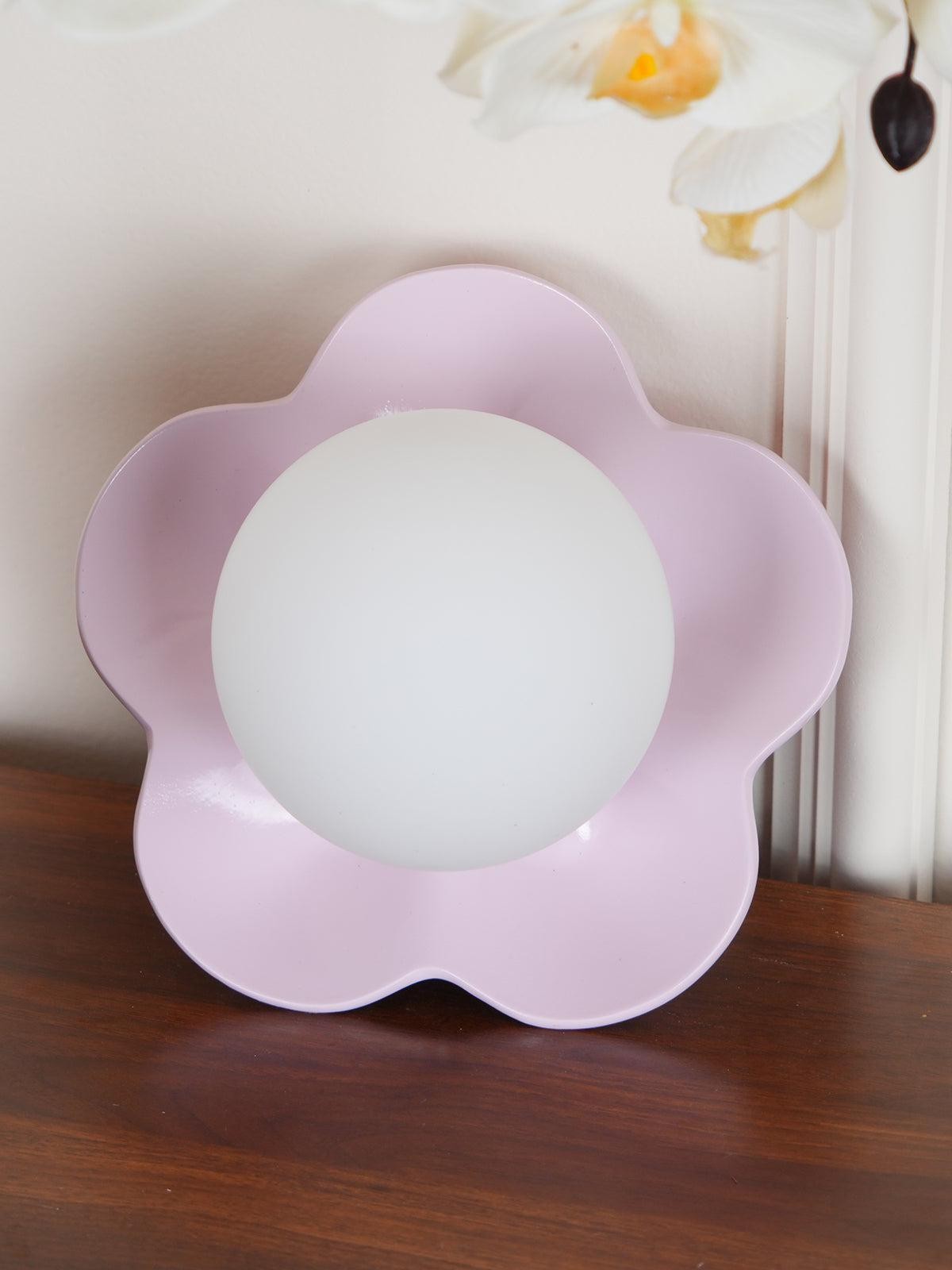 Floral Petal Wall Lamp - Nordic Sculptural Wall Light Living Room T129