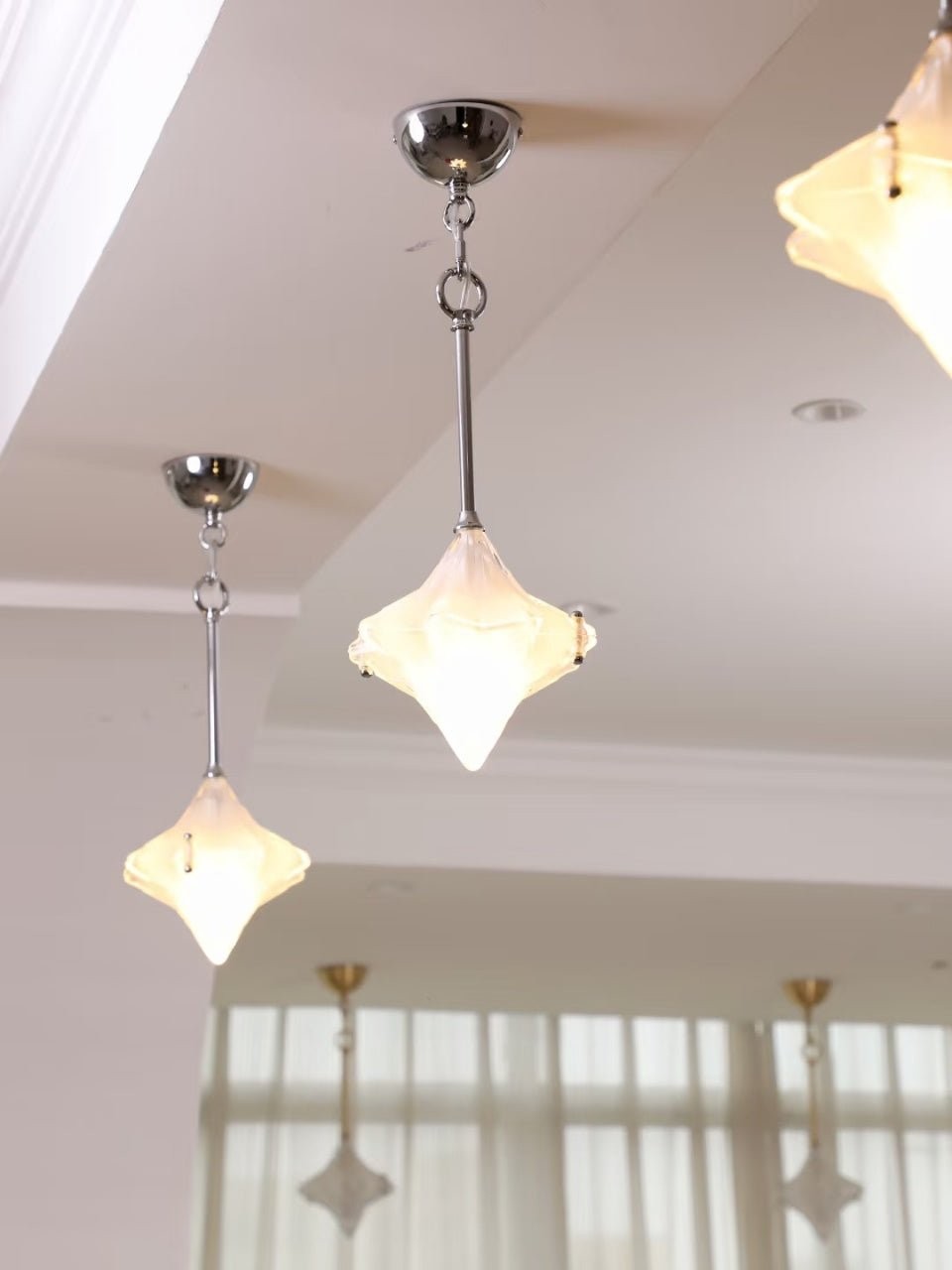 Art Deco Astris Elara Star Pendant Light - Frosted Glass Pendant with Geometric Style T434