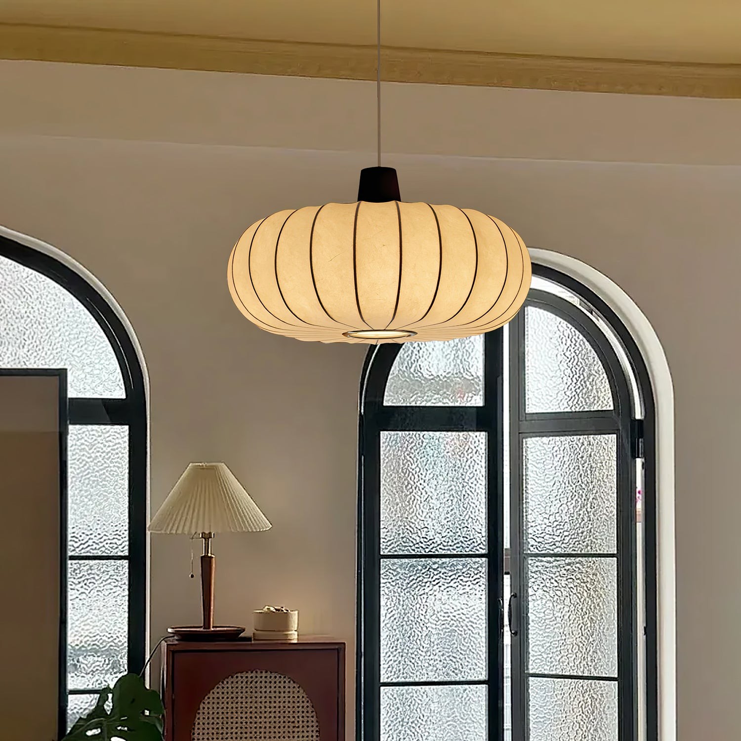 Classic Silk Lantern Pendant Light M410