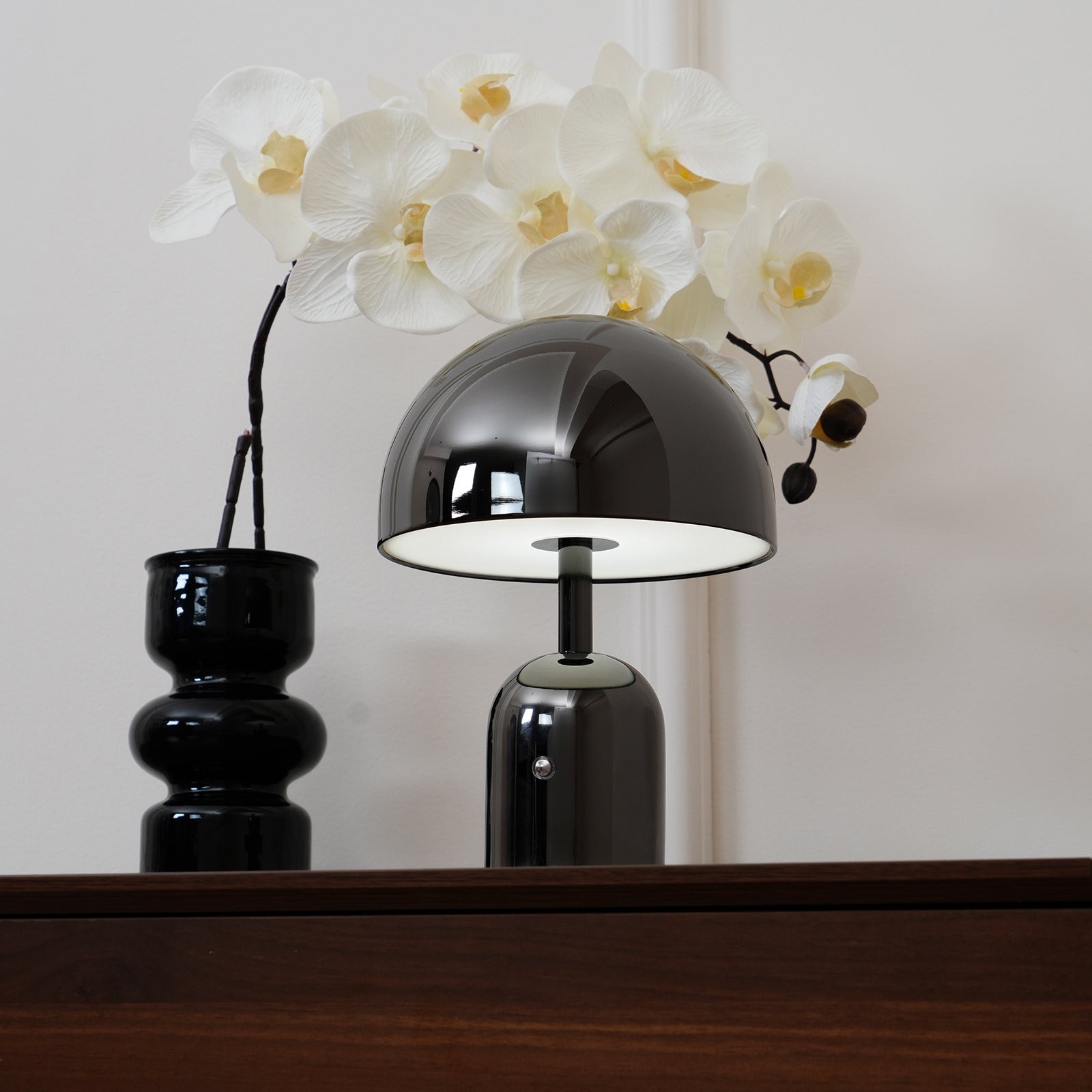 Smooth Mushroom Portable Table Lamp M179