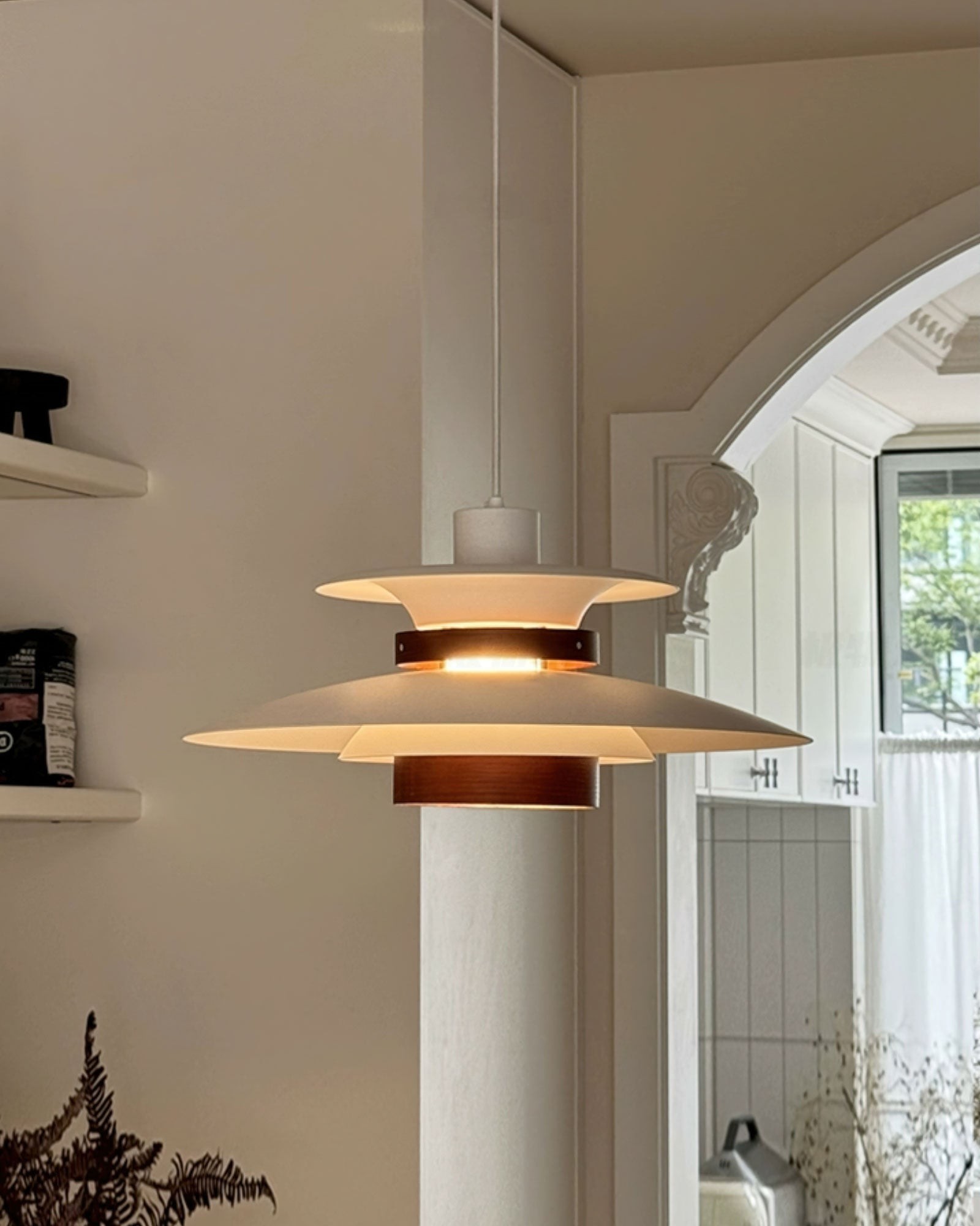 Luxurious and Stylish Layered Pendant Light M529
