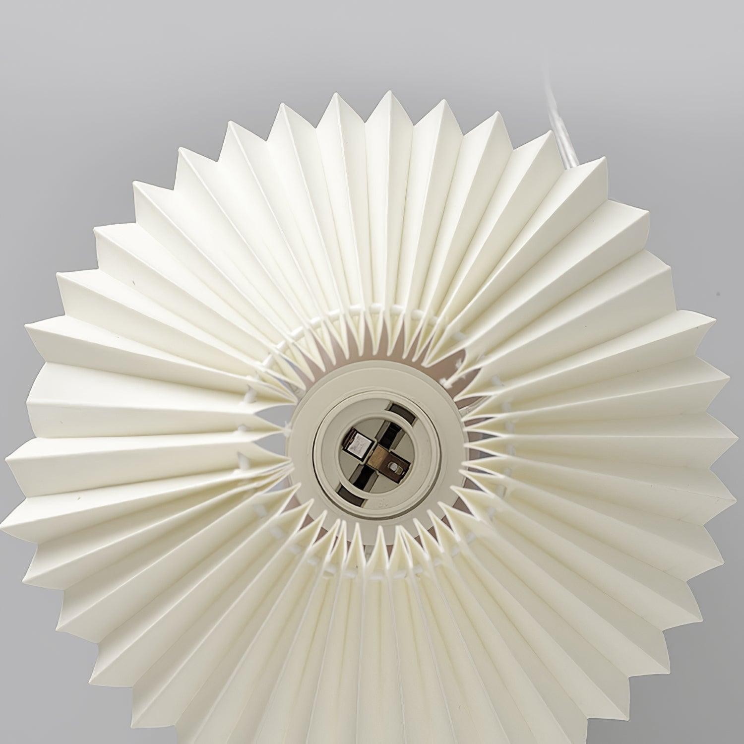Arched Pleated Table Lamp M391