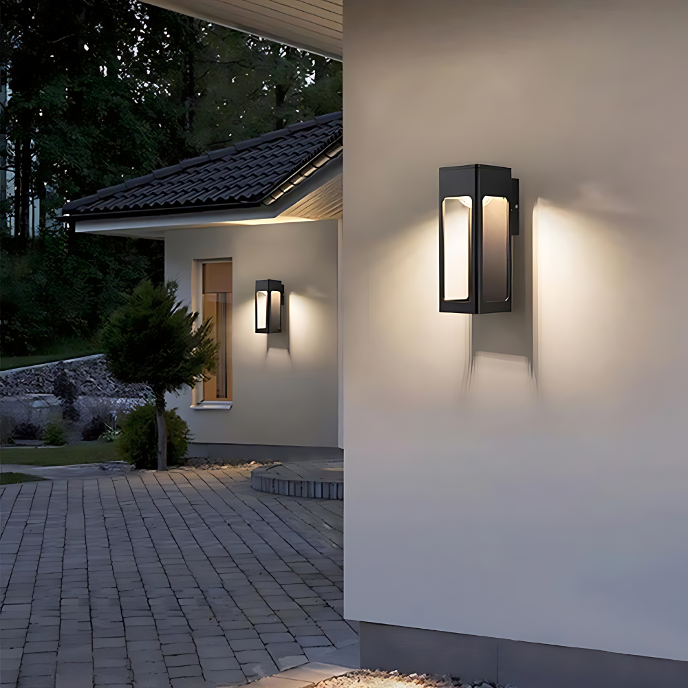 The Little Vintage Gold Wall Light T2033