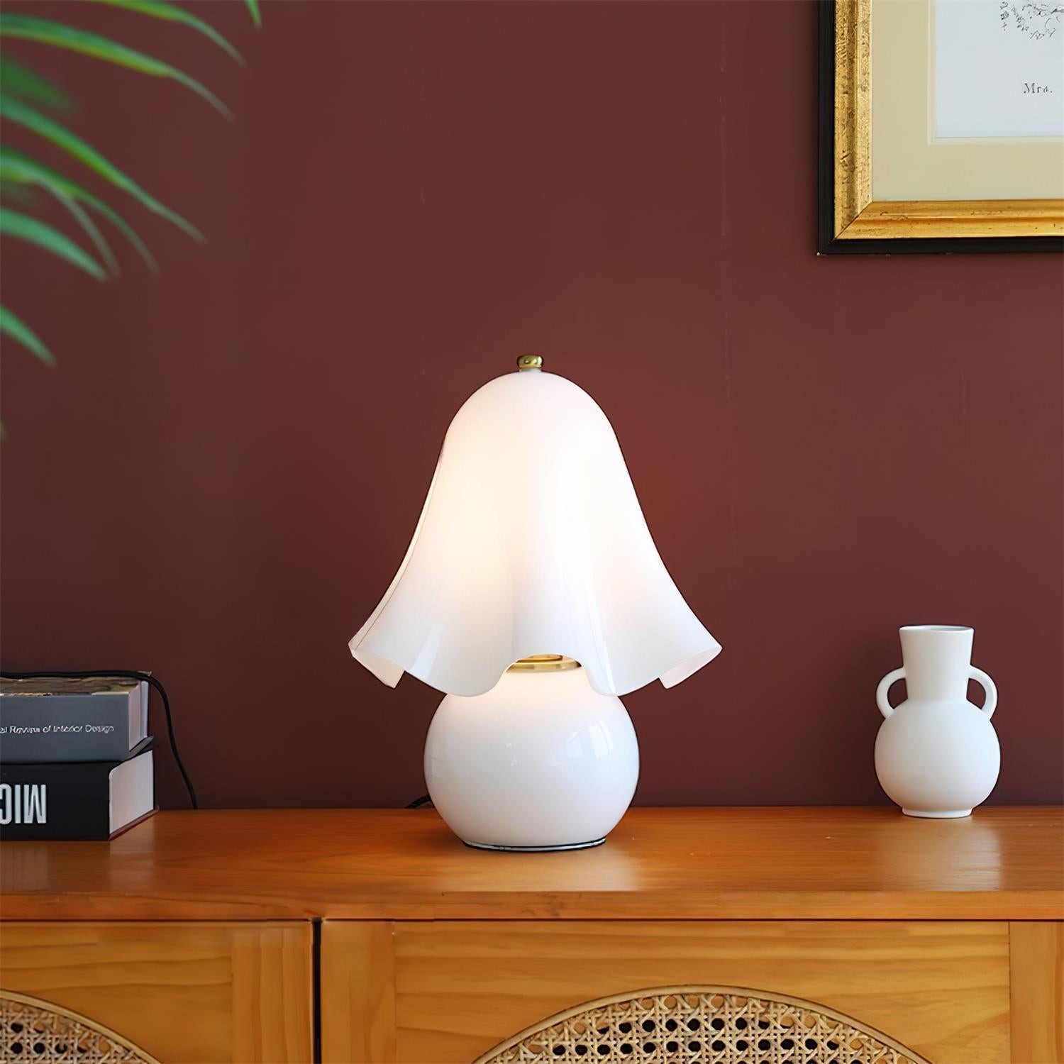 Bellina Sculptural Bell Flower Table Lamp - Accent Lighting for Room T281