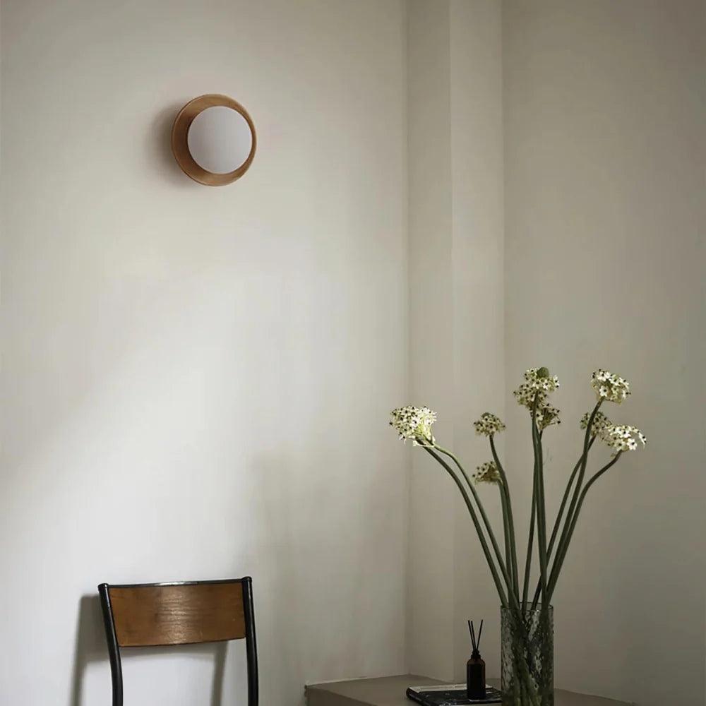 Nordic Minimalist Natural Wood LED Wall Light T2004