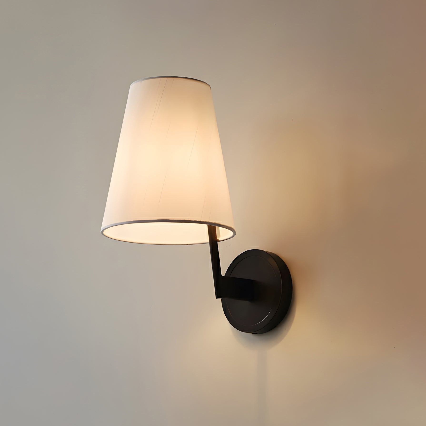 Ethereal Wall Lamp T1543
