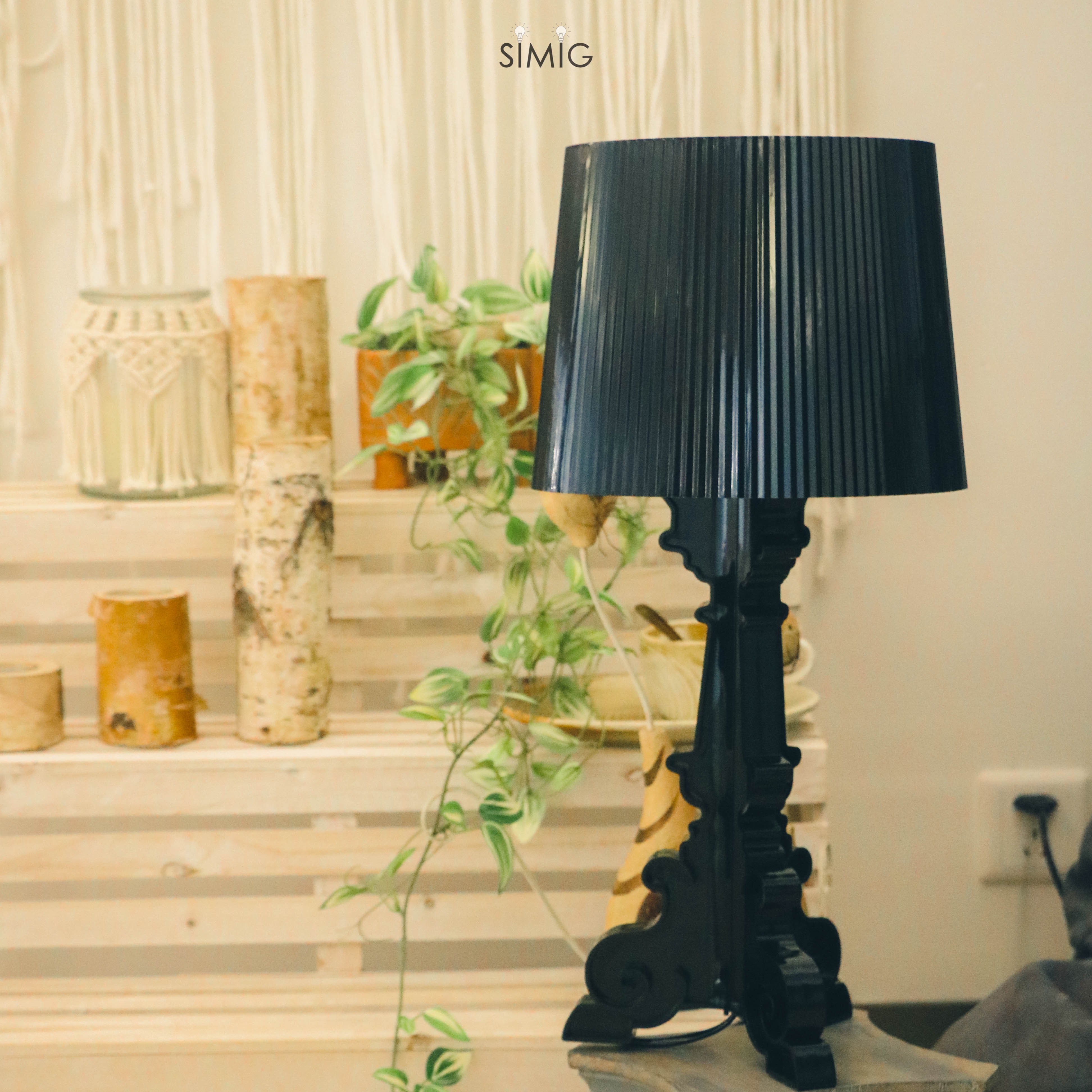 Bourgie Table Lamp