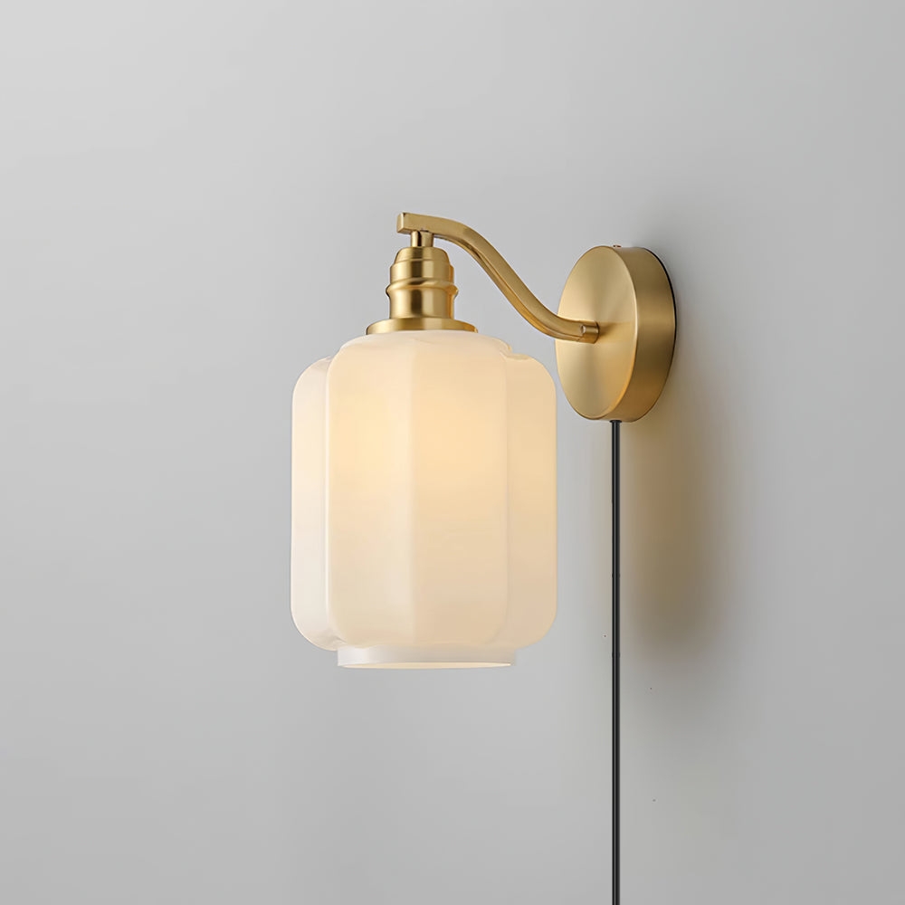 Henry Plug In Wall Lamp T1266