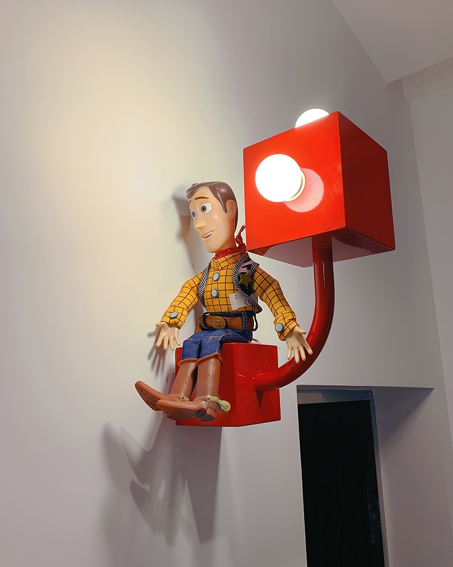 Red Cube Metal Wall Lamp M239