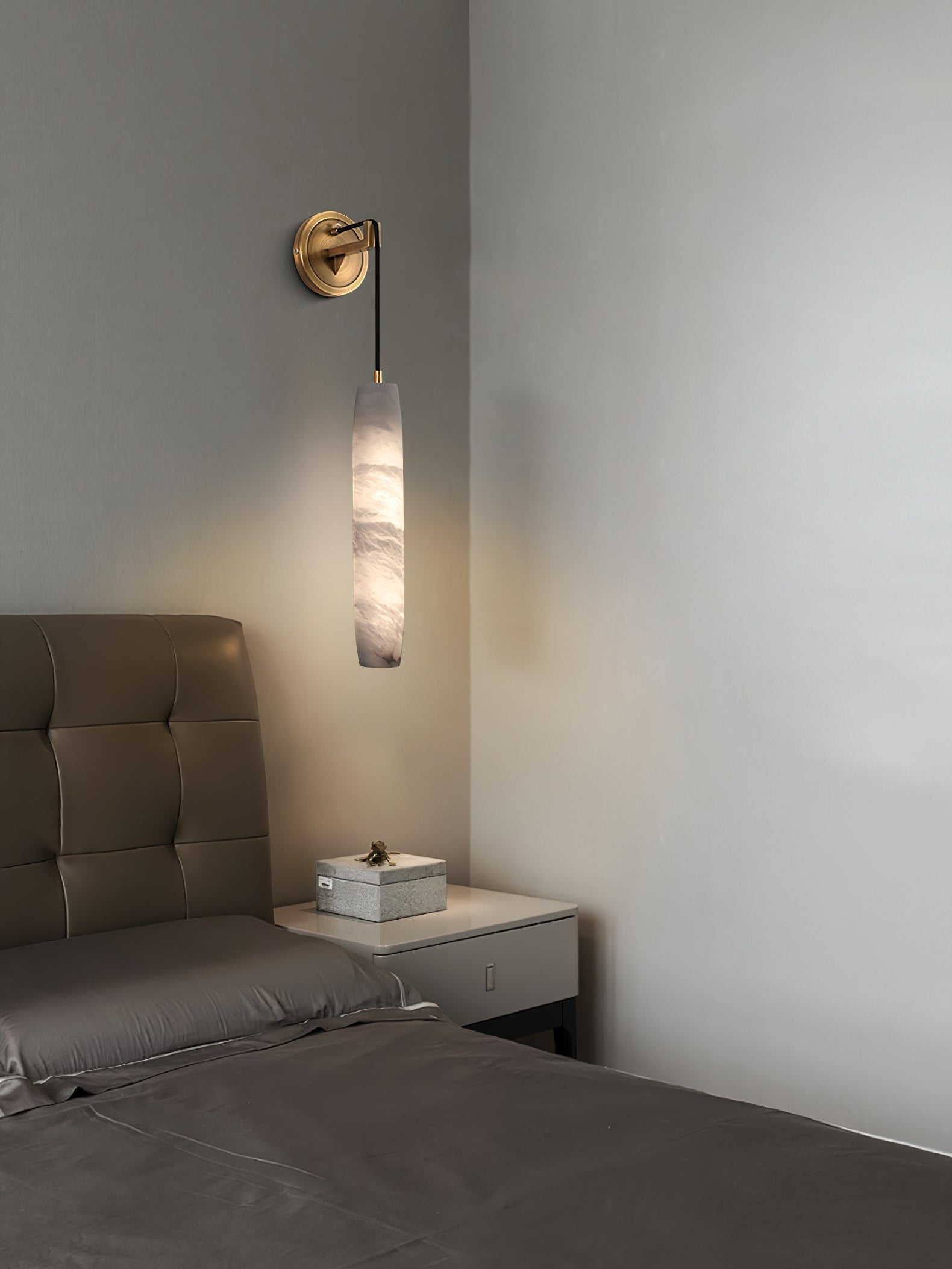 Alabaster Flute Wall Lamp T1661