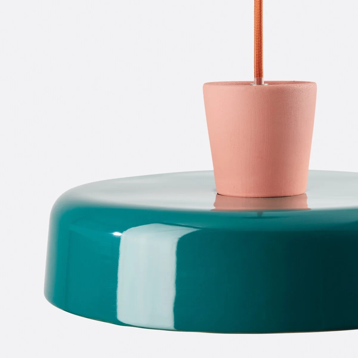 Chromara Colorful Bowl Pendant Light - Retro Iron Lamp for Dining T1159
