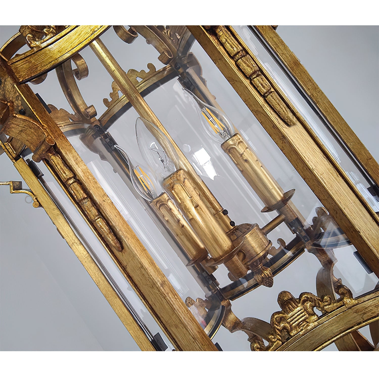Metropolitan Lantern Chandelier T1707
