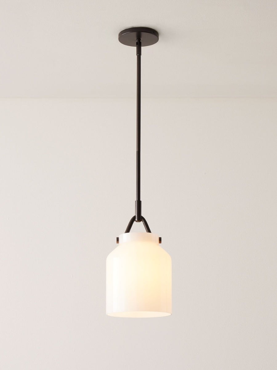 Nordic Minimalist Metal Pendant Light G89
