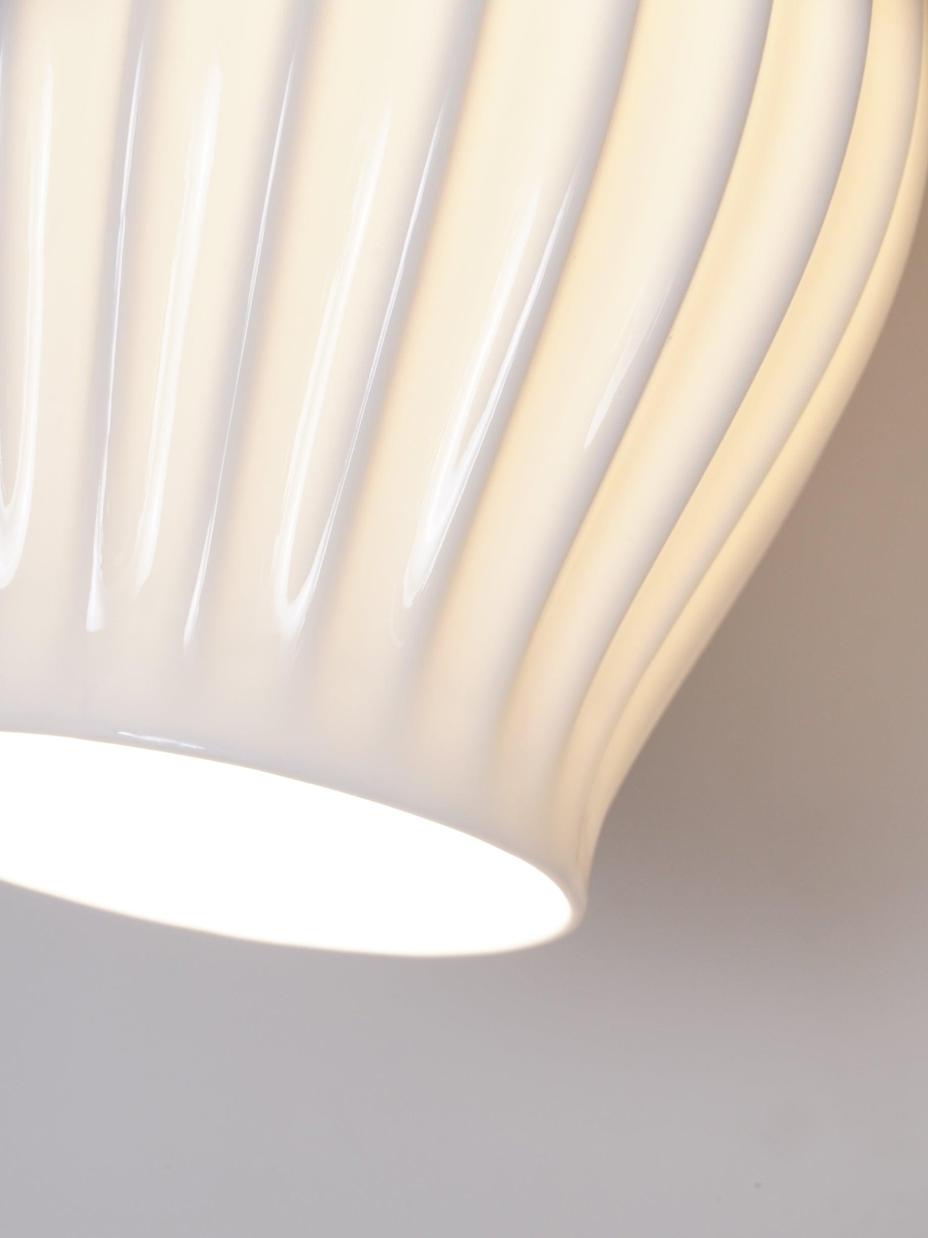 Cream Style Ceramic Ribbed Wall lamp M564