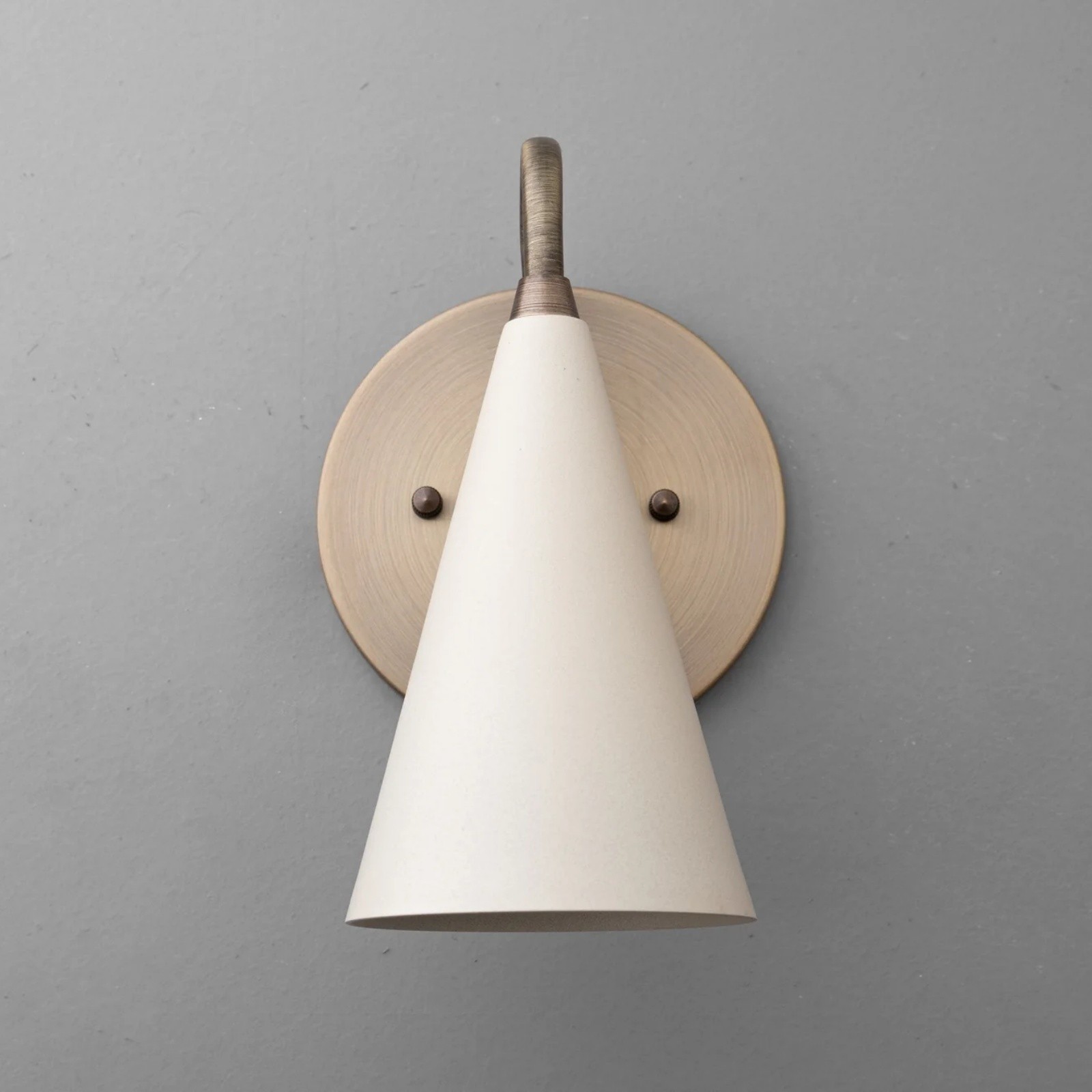 Minimalist Tall Brass Triangular Wall Lamp S307