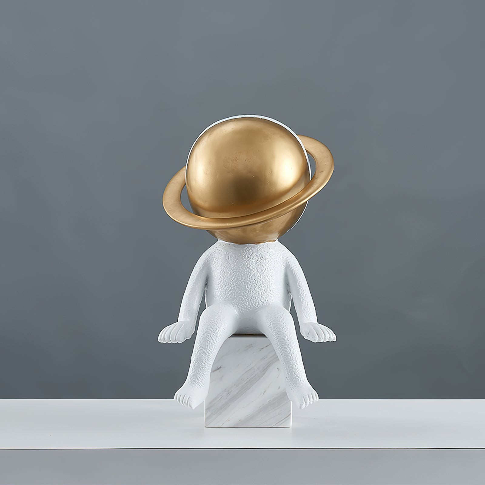 Modern Space Astronaut Resin Table Lamp M303