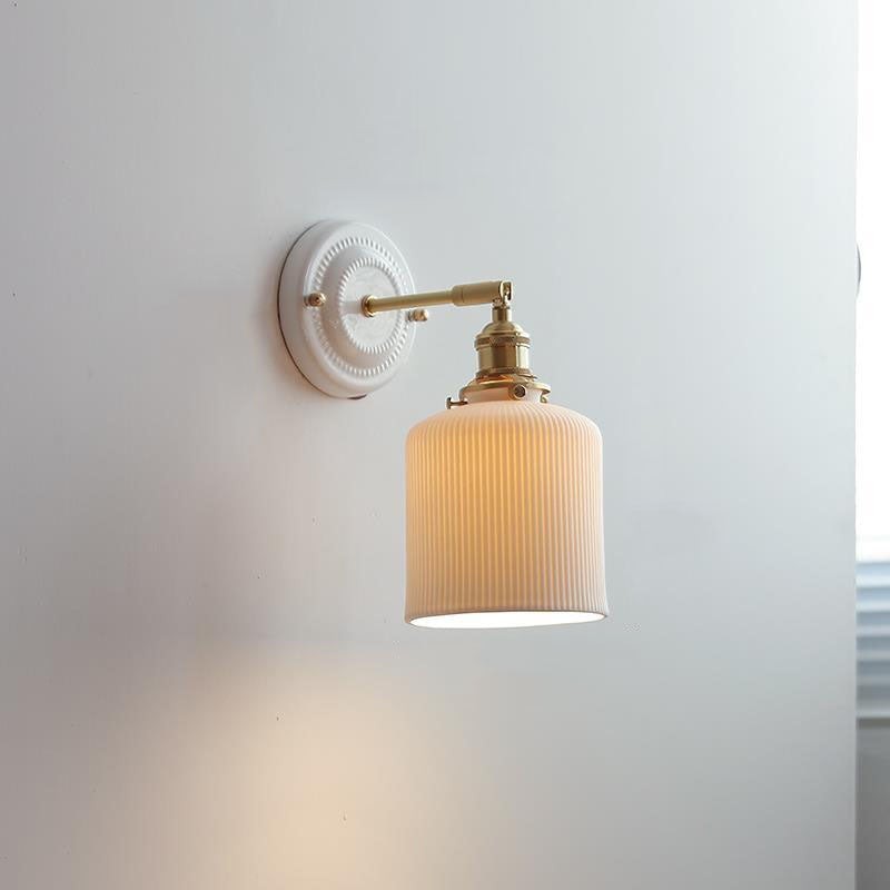 Vintage Ceramic & Brass Wall Sconce – Elegant Lighting for Bedrooms & Hallways T265