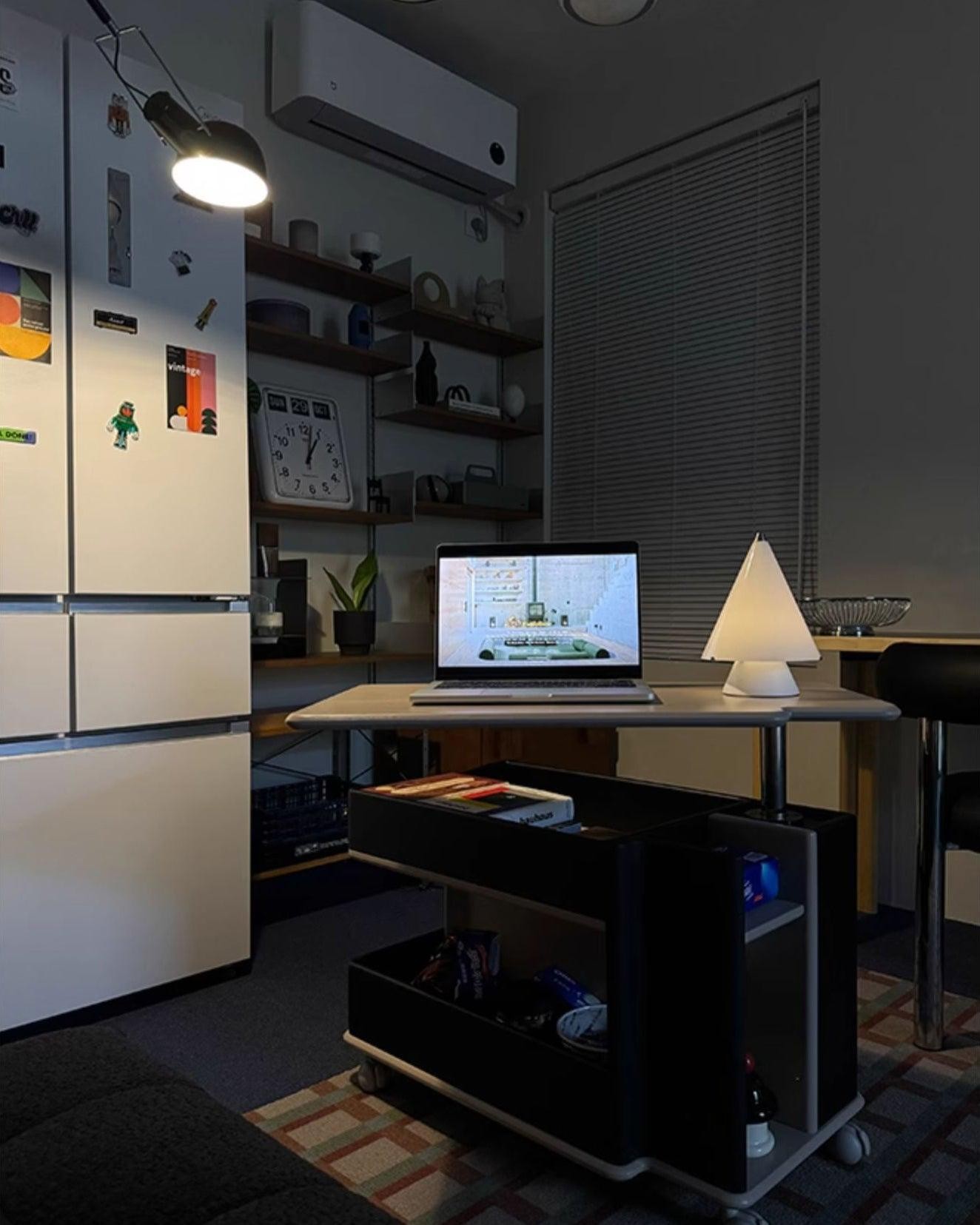 Spire-shaped Practical Fashionable Table Lamp M530