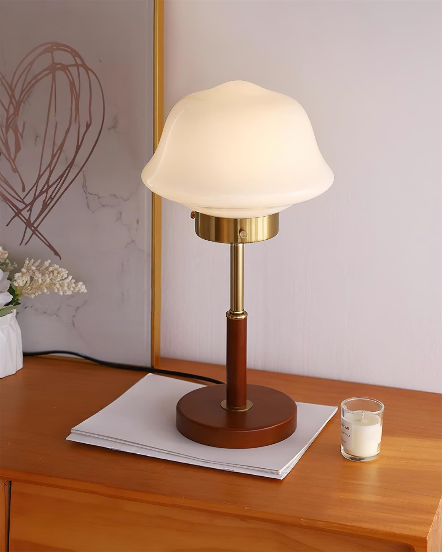 Mid Century Vintage Walnut Glass Table Lamp M292