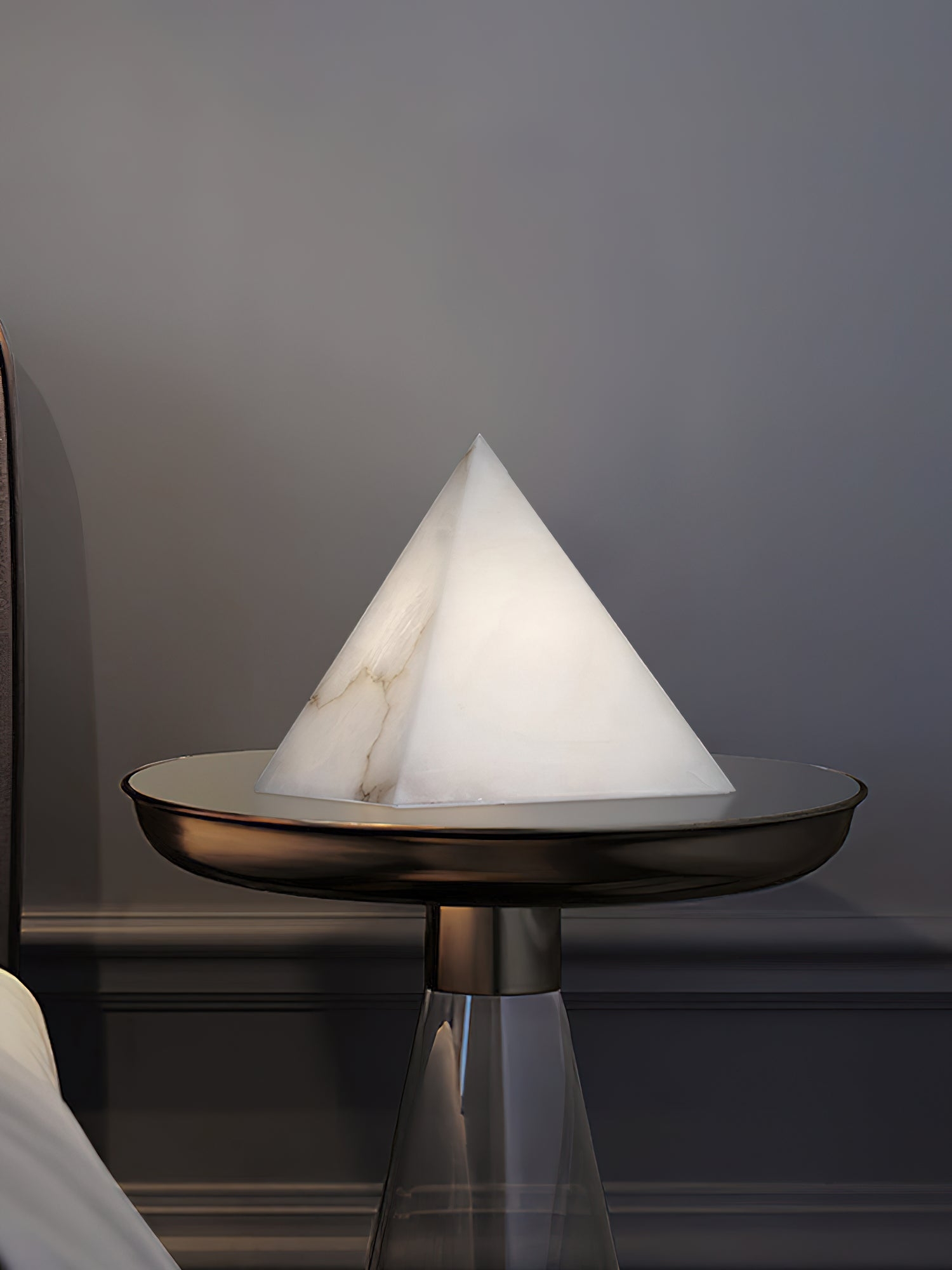 Alabaster Pyramid Table Lamp T1652
