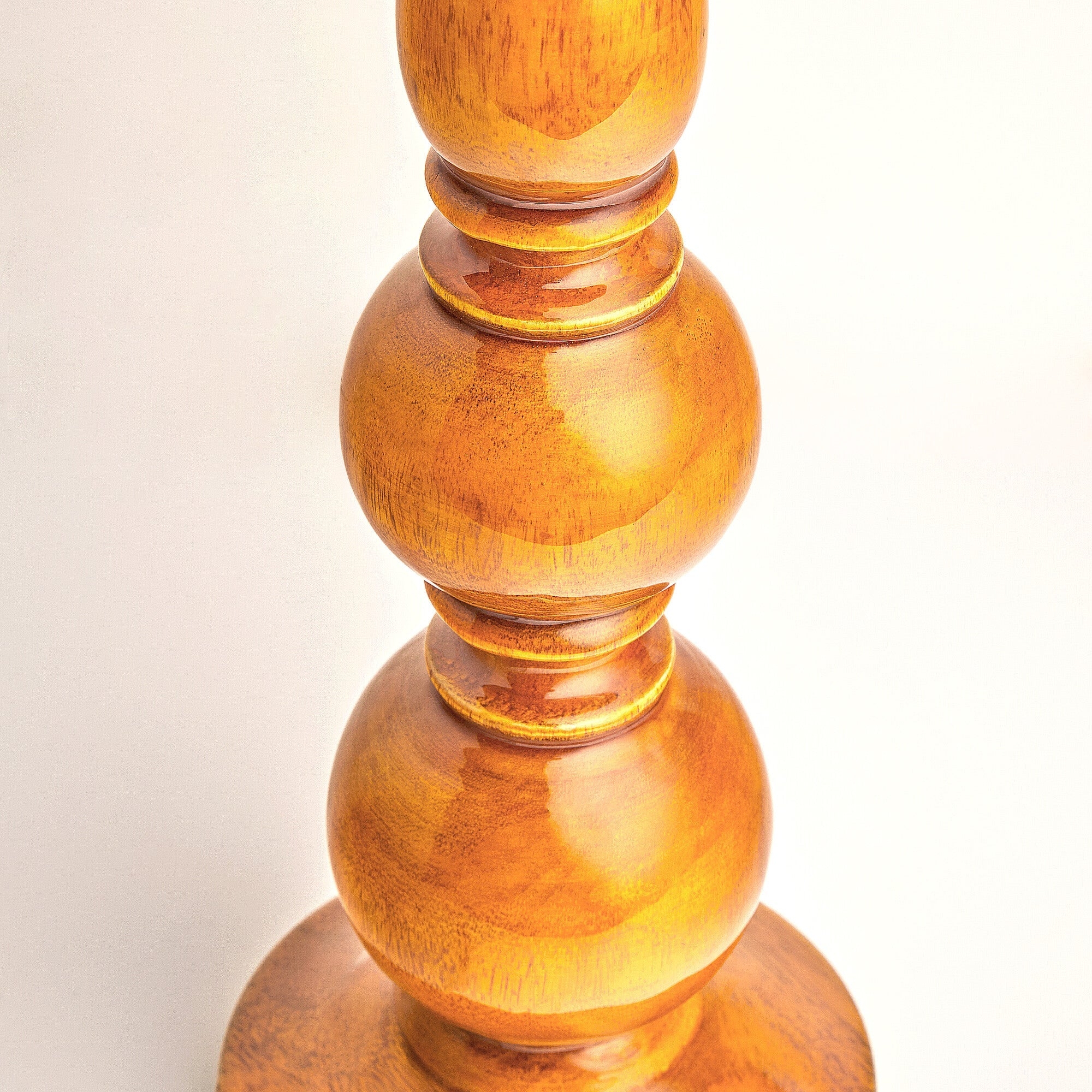 Grainora Table Lamp - Wooden Base with Fabric Shade for Living T568