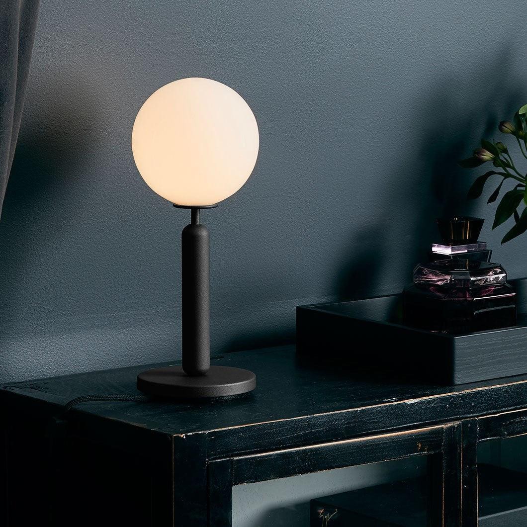 Spherical Stylish Glass Induction Table Lamp M532