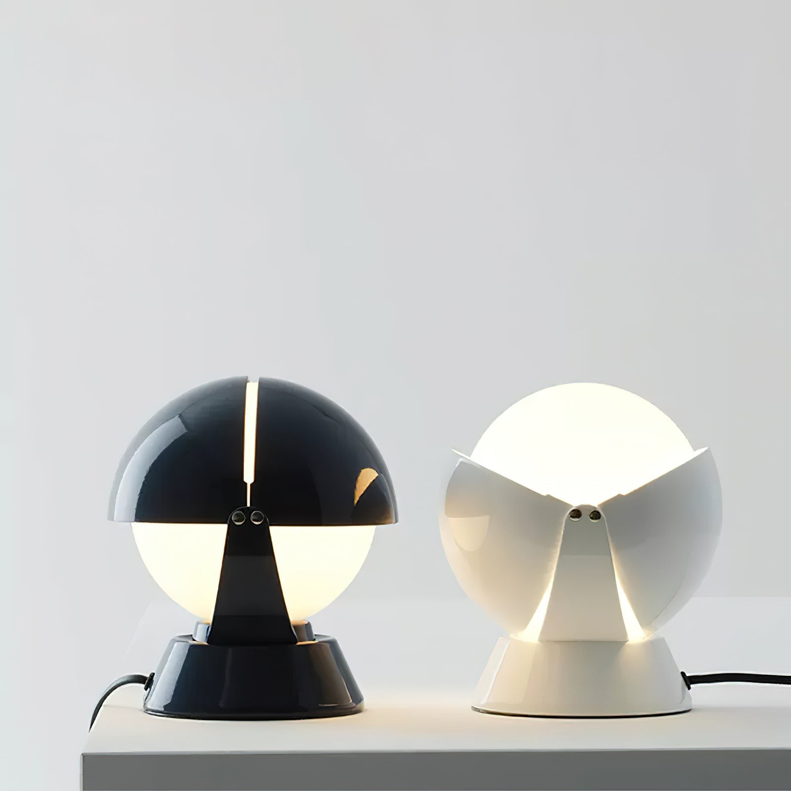 Modern Creative Metal Spherical Table Lamp for Kids Room M241