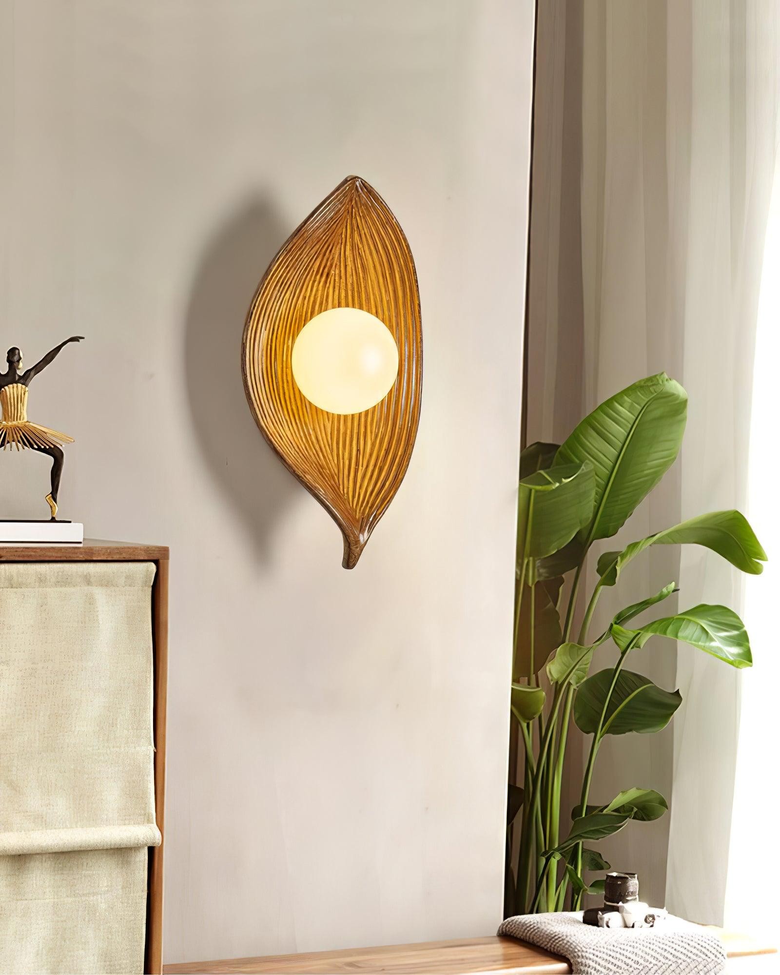 Leaf Canoe Wall Sconce M442