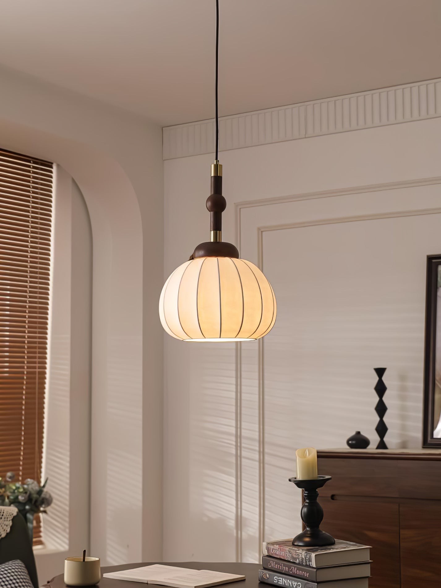 Silk Globe Pendant Lamp M411