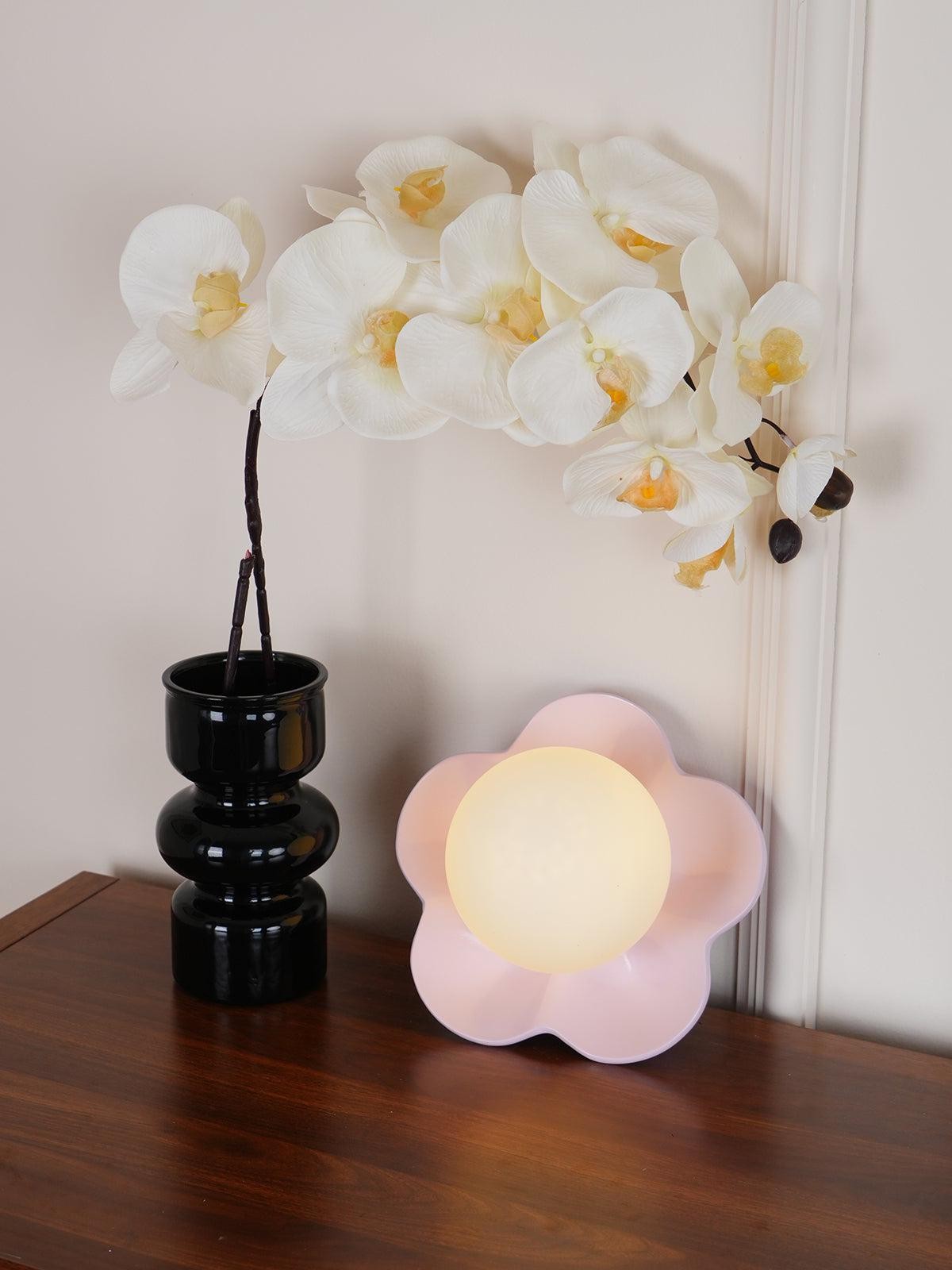 Floral Petal Wall Lamp - Nordic Sculptural Wall Light Living Room T129