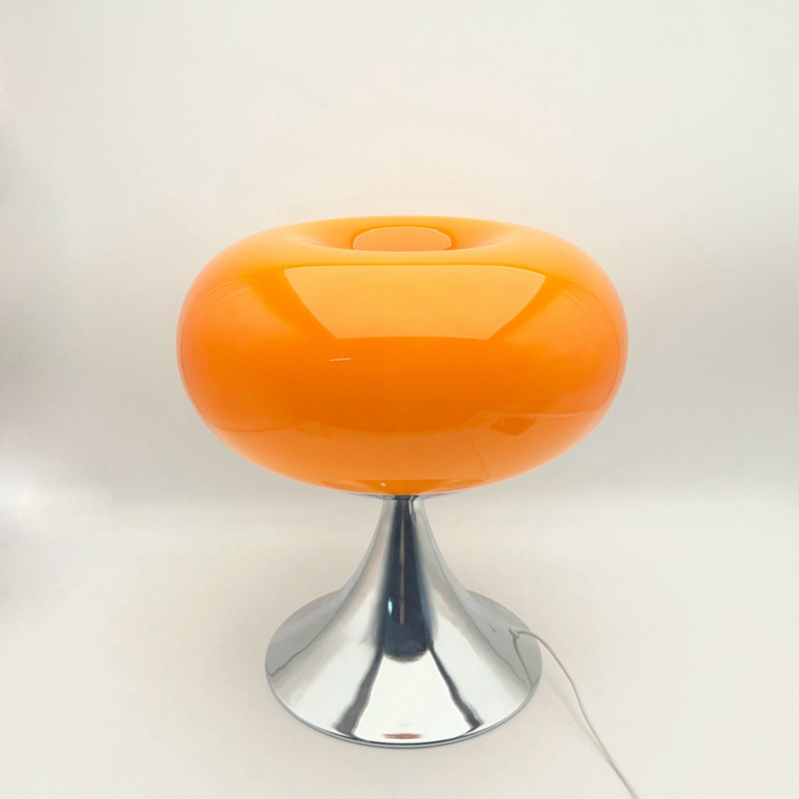 Lollora Bauhaus Apple Glass Table Lamp — Modern Desk & Bedside S171