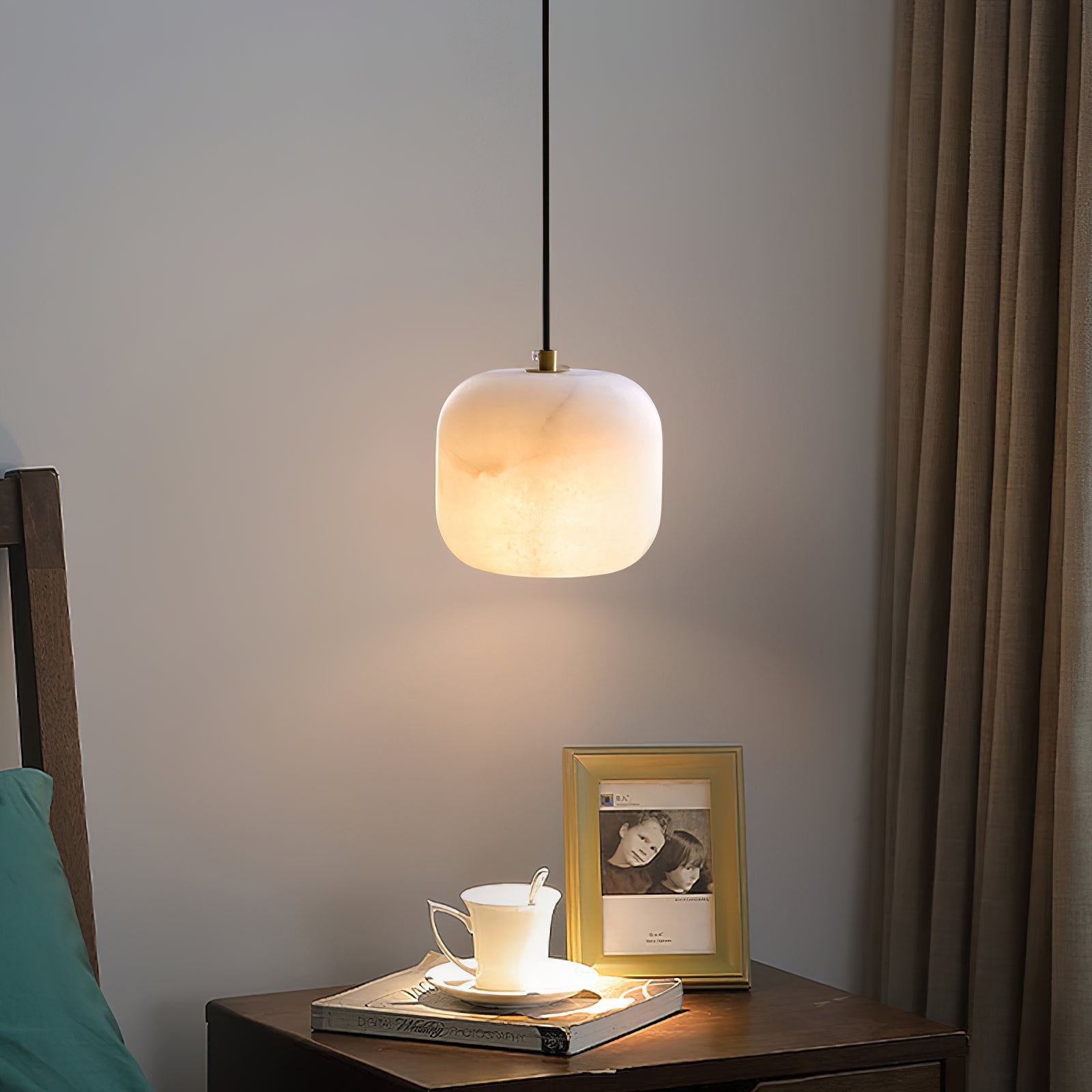 Alabaster Bedside Pendant Light T1647