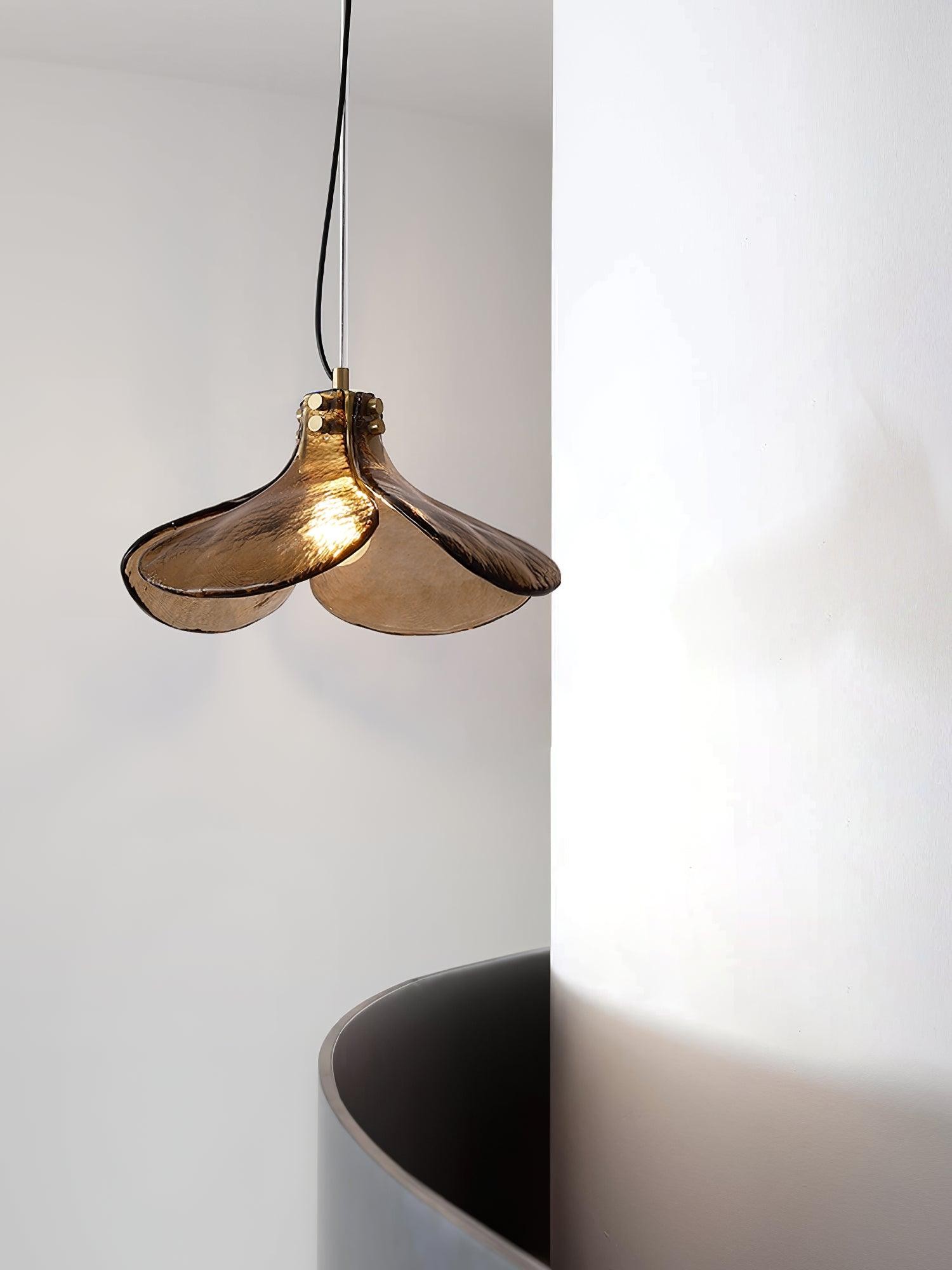 Vintage Clover Pendant Light M353
