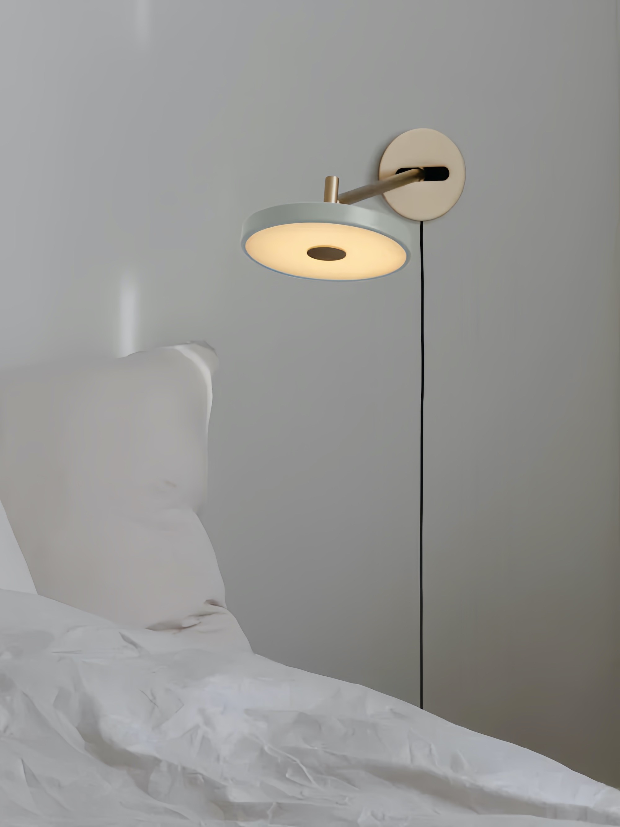Scandinavian Monochrome Metal Wall-Lamp – Lighting for Bedroom Decor G101