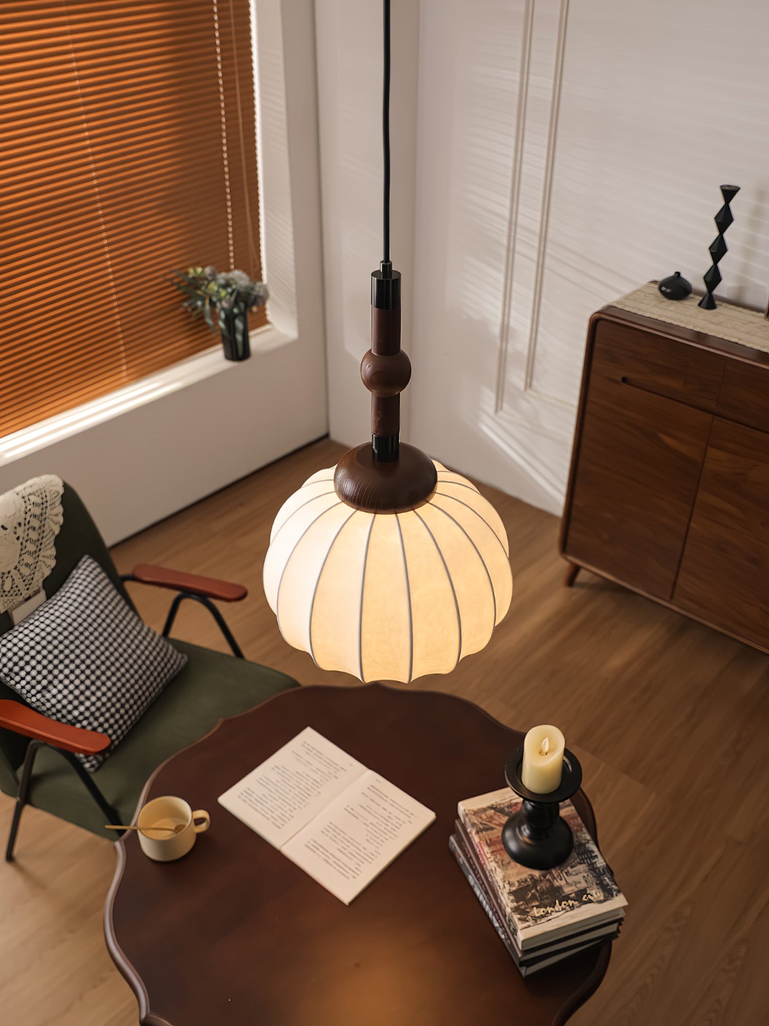 Silk Globe Pendant Lamp M411