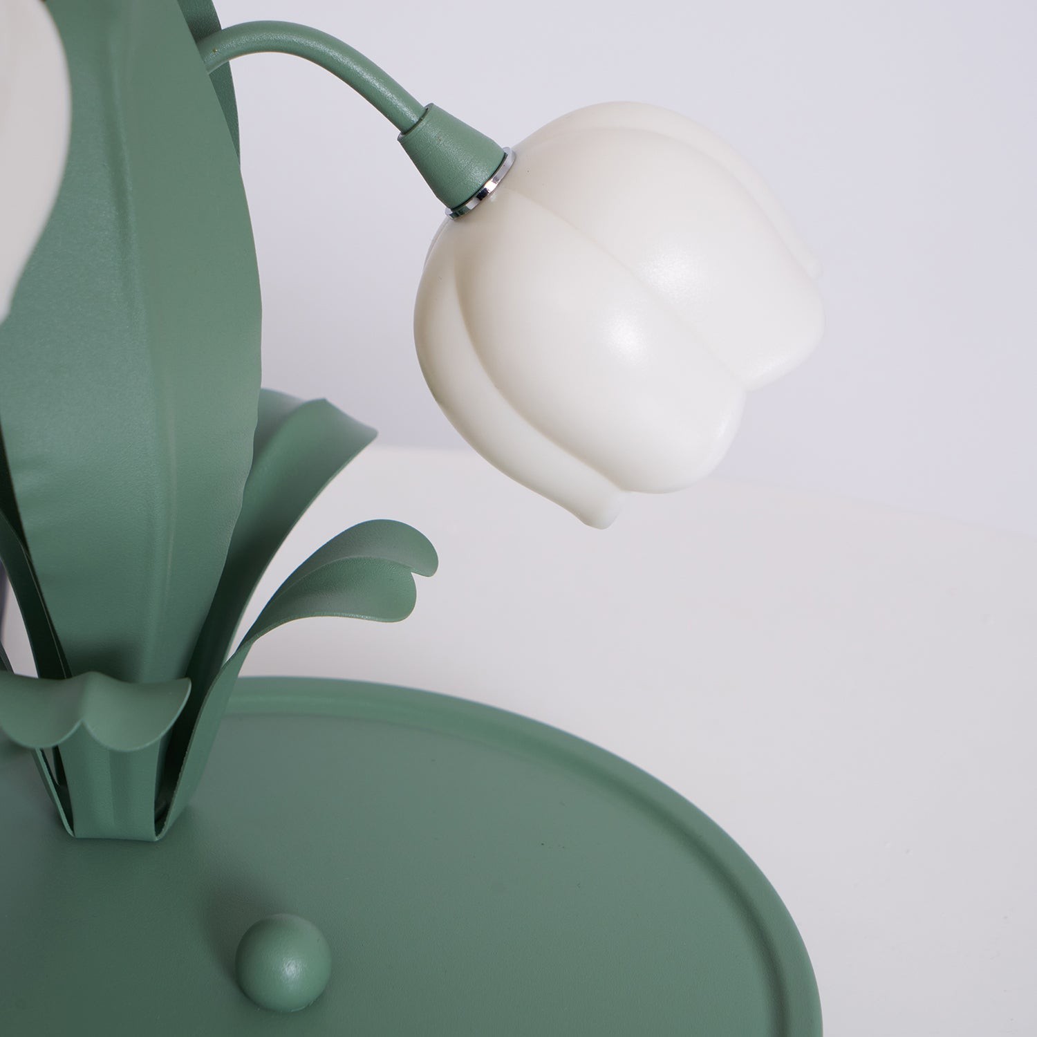 Lily Of The Valley Table Lamp P062