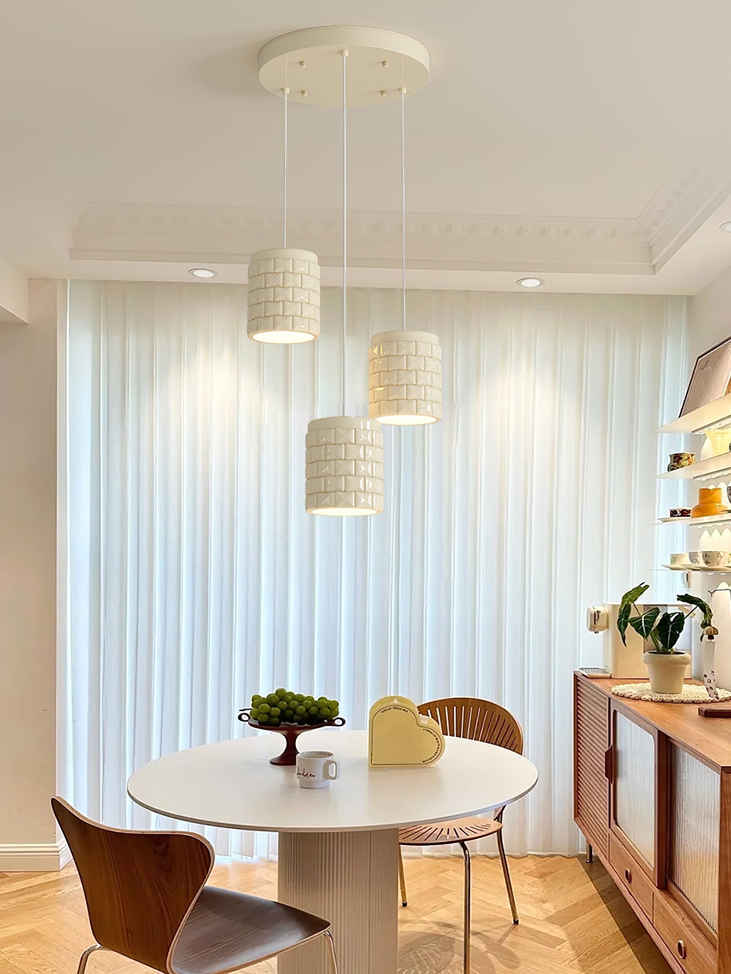 Lysne Girl Pendant Lamp T1634