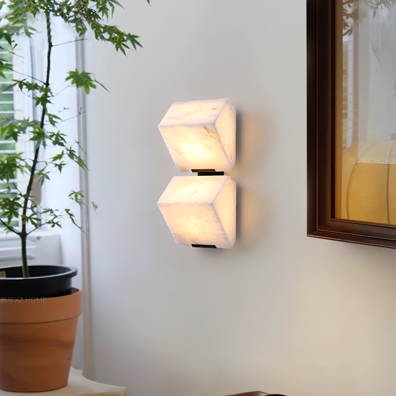 Alabaster Staircase Wall Lamp T1872