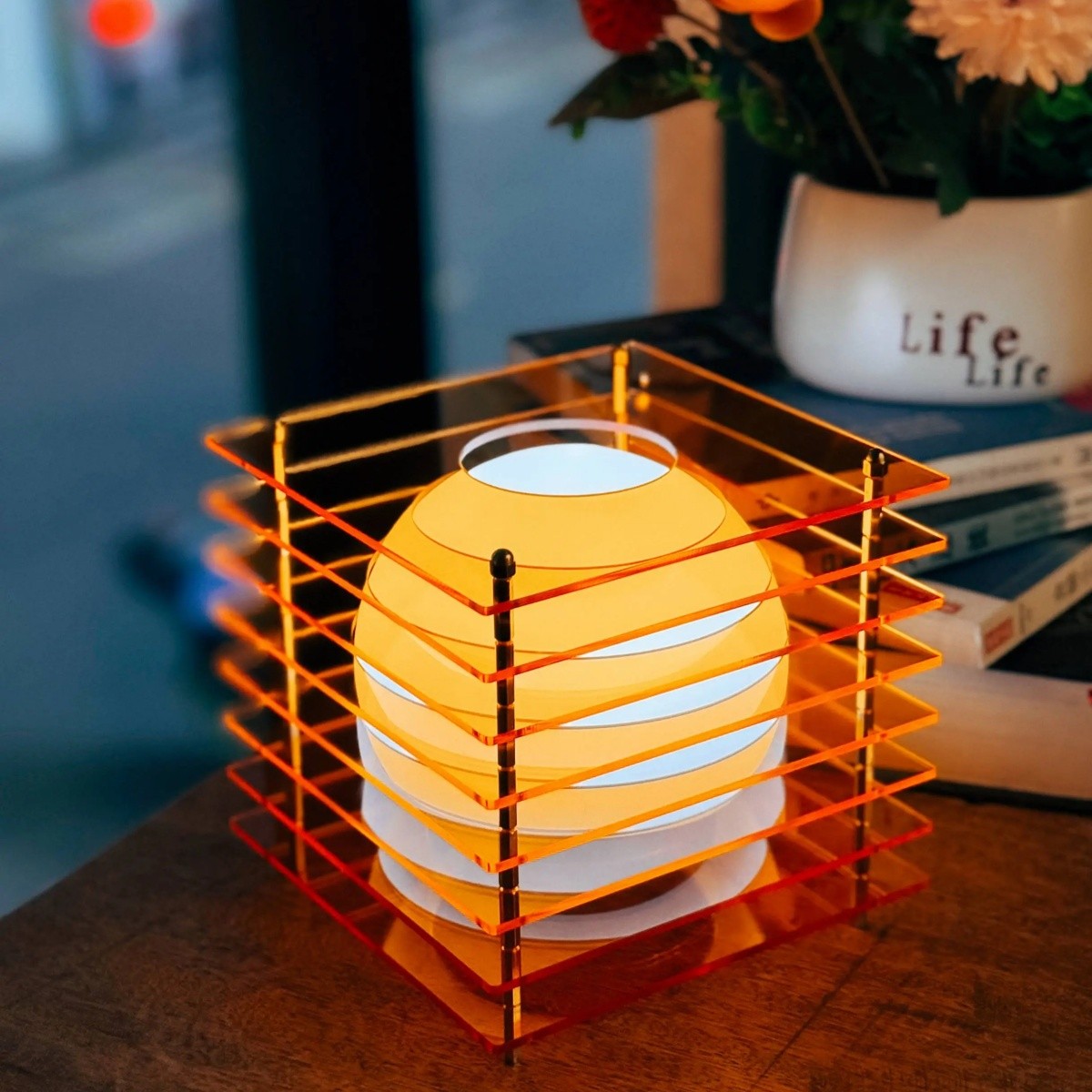 Geometric Moon Cube Lamp – Atmospheric luminous sphere S252