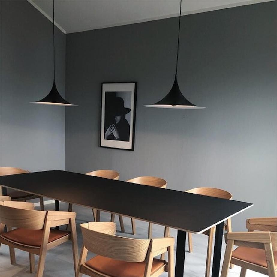 Modern Horn Pendant Light – Metal Design for Dining Room