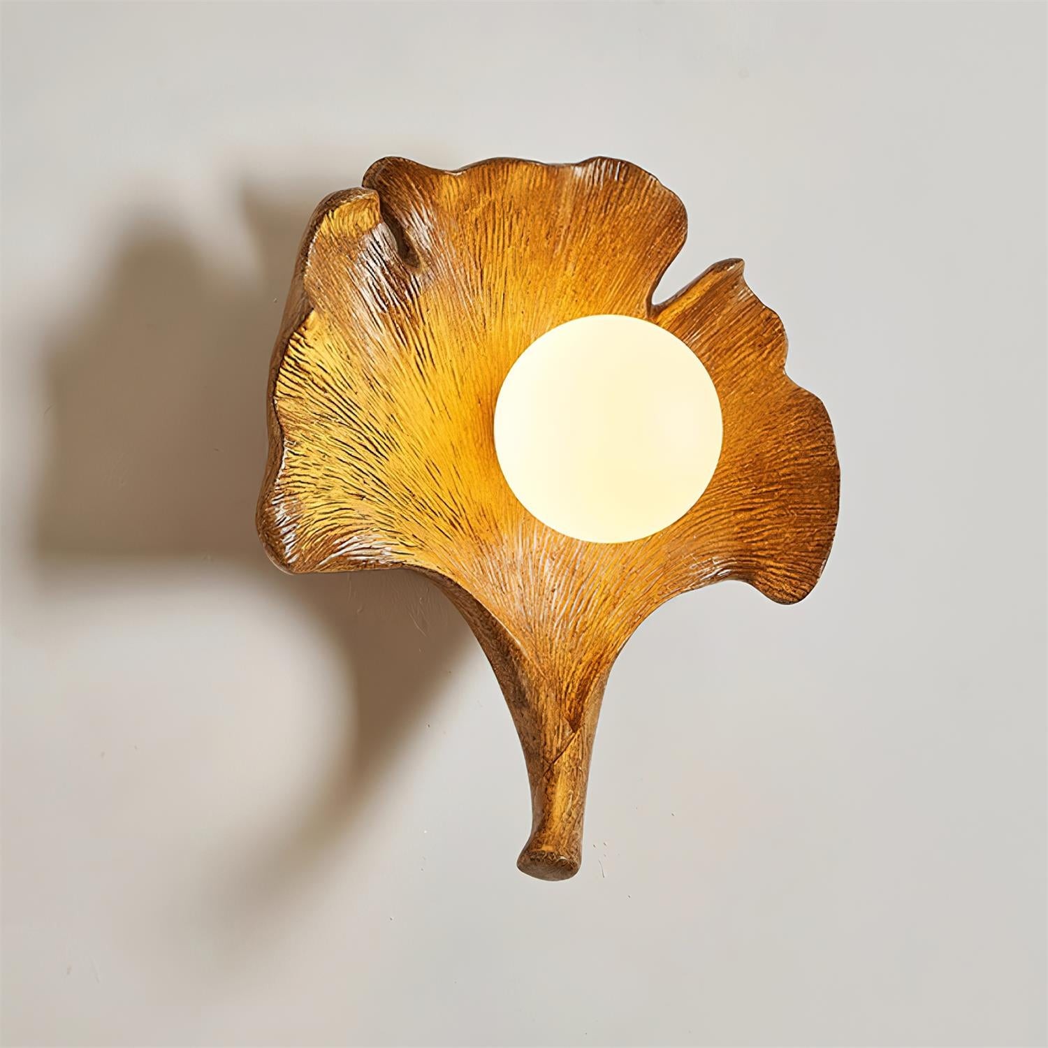 Vintage Ginkgo Leaf Resin Wall Lamp M157