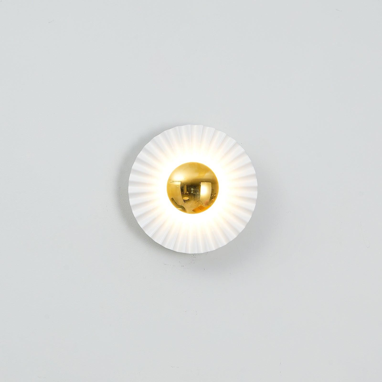 Modern Creative Scallop Wall Lamp M312