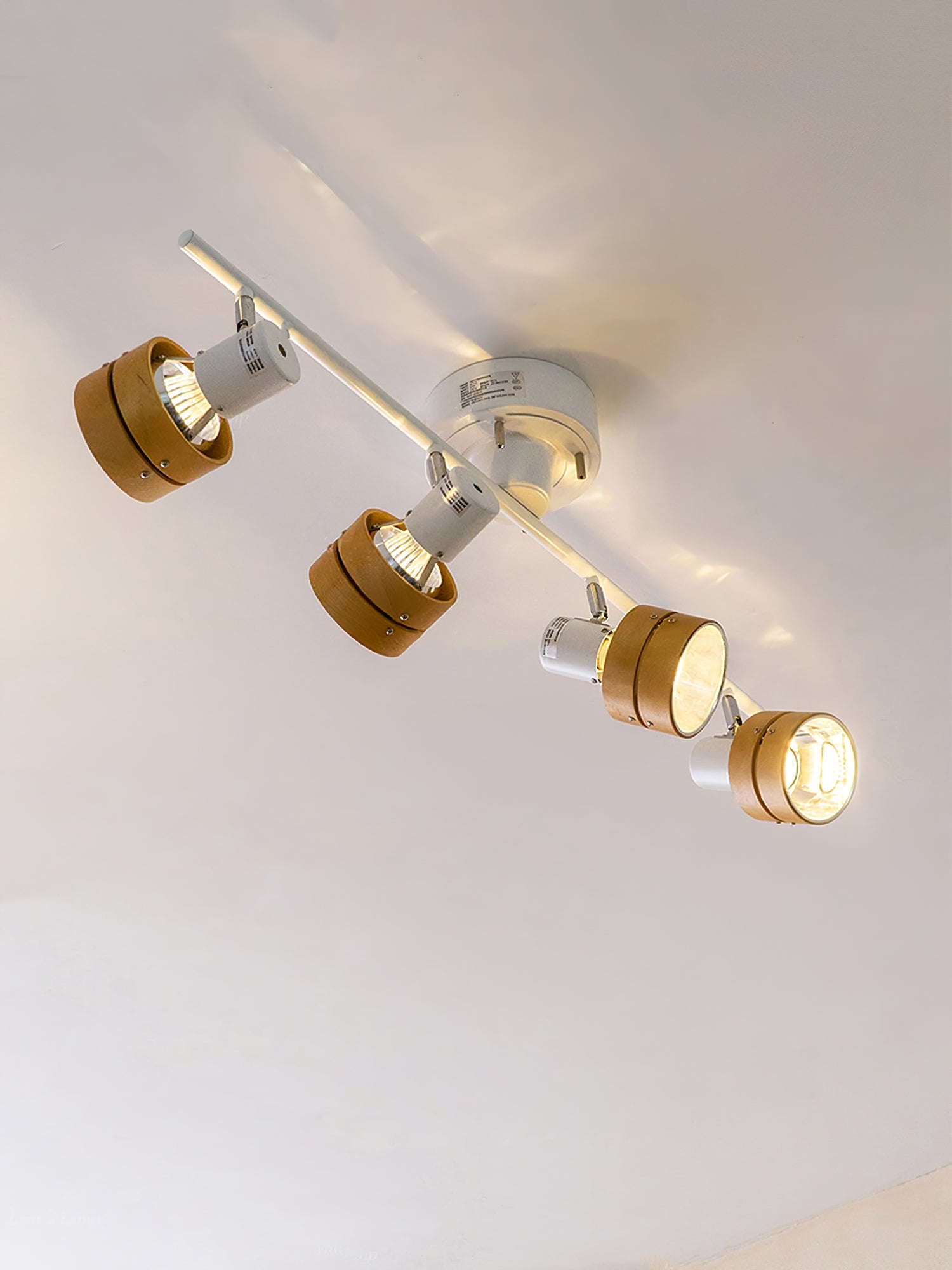 Nordic Cylindrical 4-Light Spotlight T1639