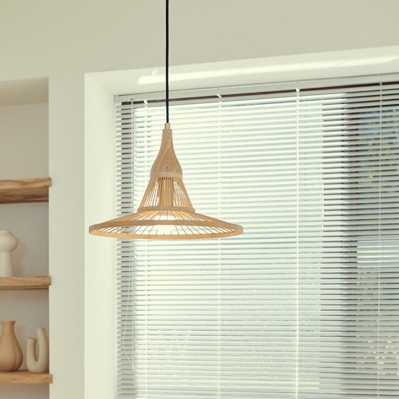 Straw Hat Art Pendant Light