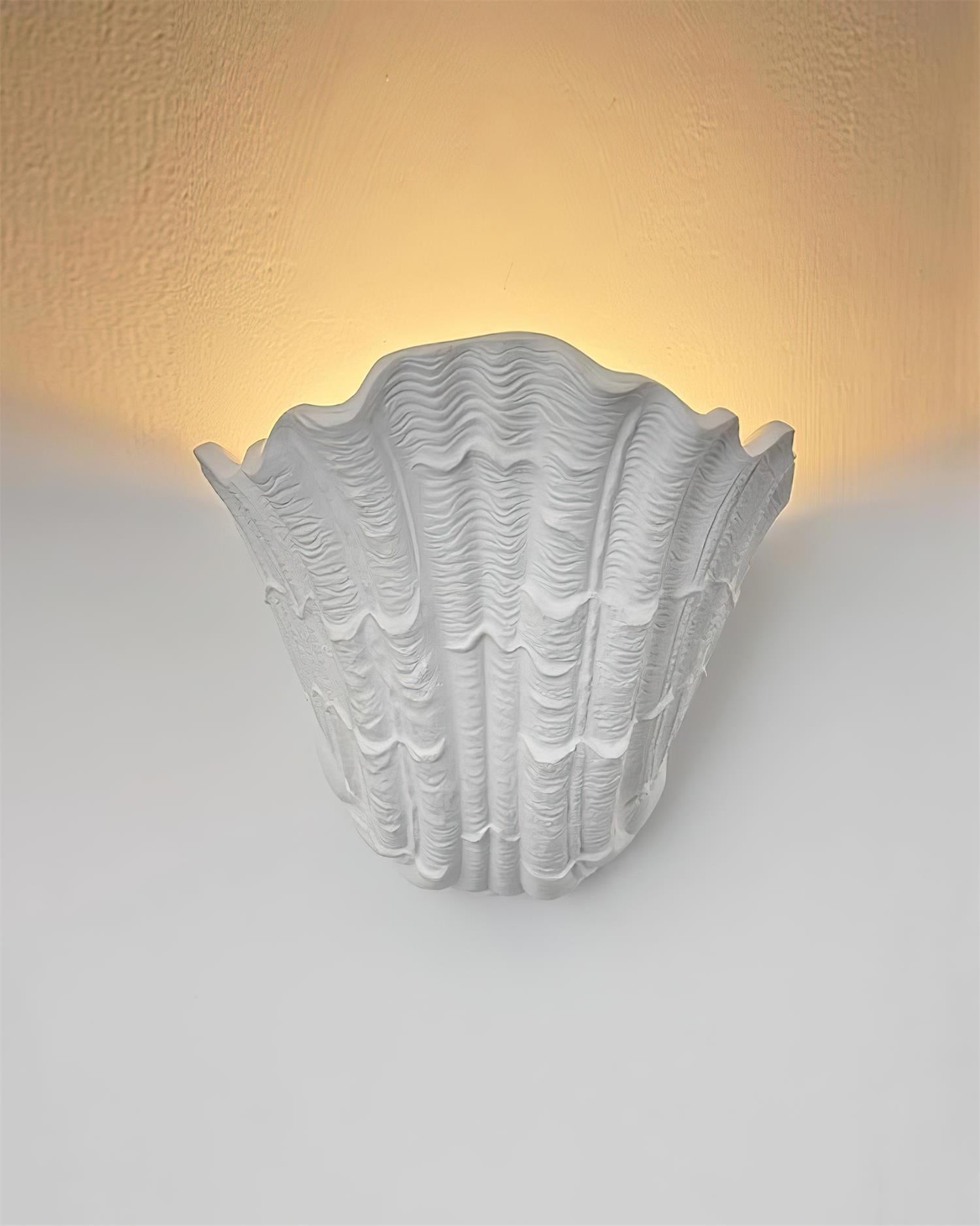 Shell Plaster Wall Lamp P067