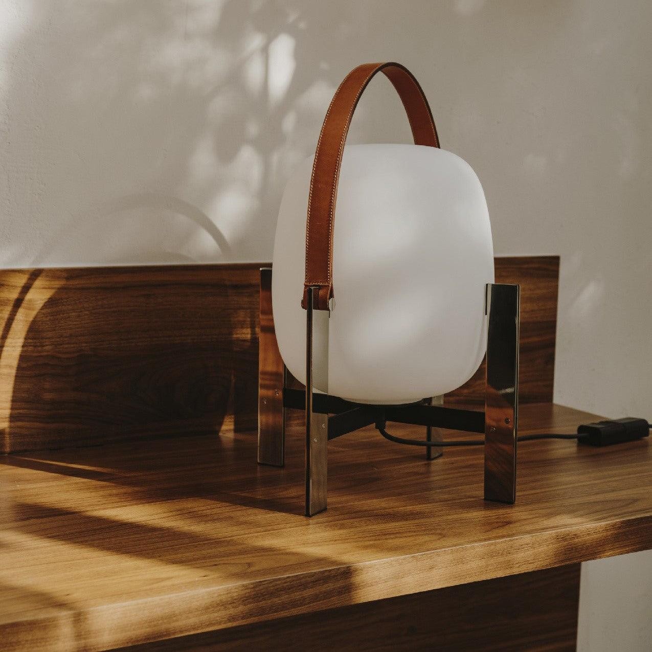 Portable Lantern Table Lamp M515