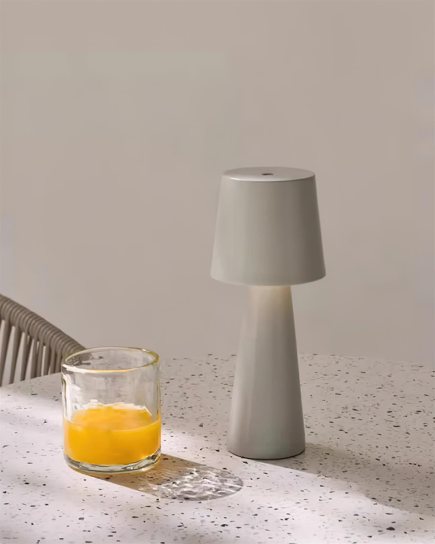 Modern Conical Metal Table Lamp M210